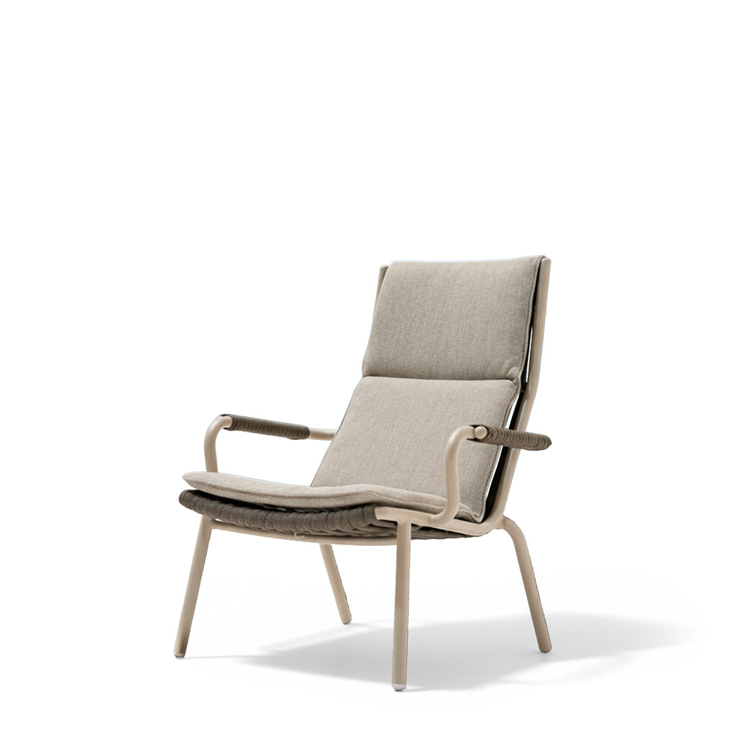 LOOP HIGHBACK OUTDOOR LOUNGE ARMCHAIR KC8604B121ROP - Lounge Chairs - ebarza Furniture UAE | Shop Modern Furniture in Abu Dhabi & Dubai - مفروشات ايبازرا في الامارات | تسوق اثاث عصري وديكورات مميزة في دبي وابوظبي