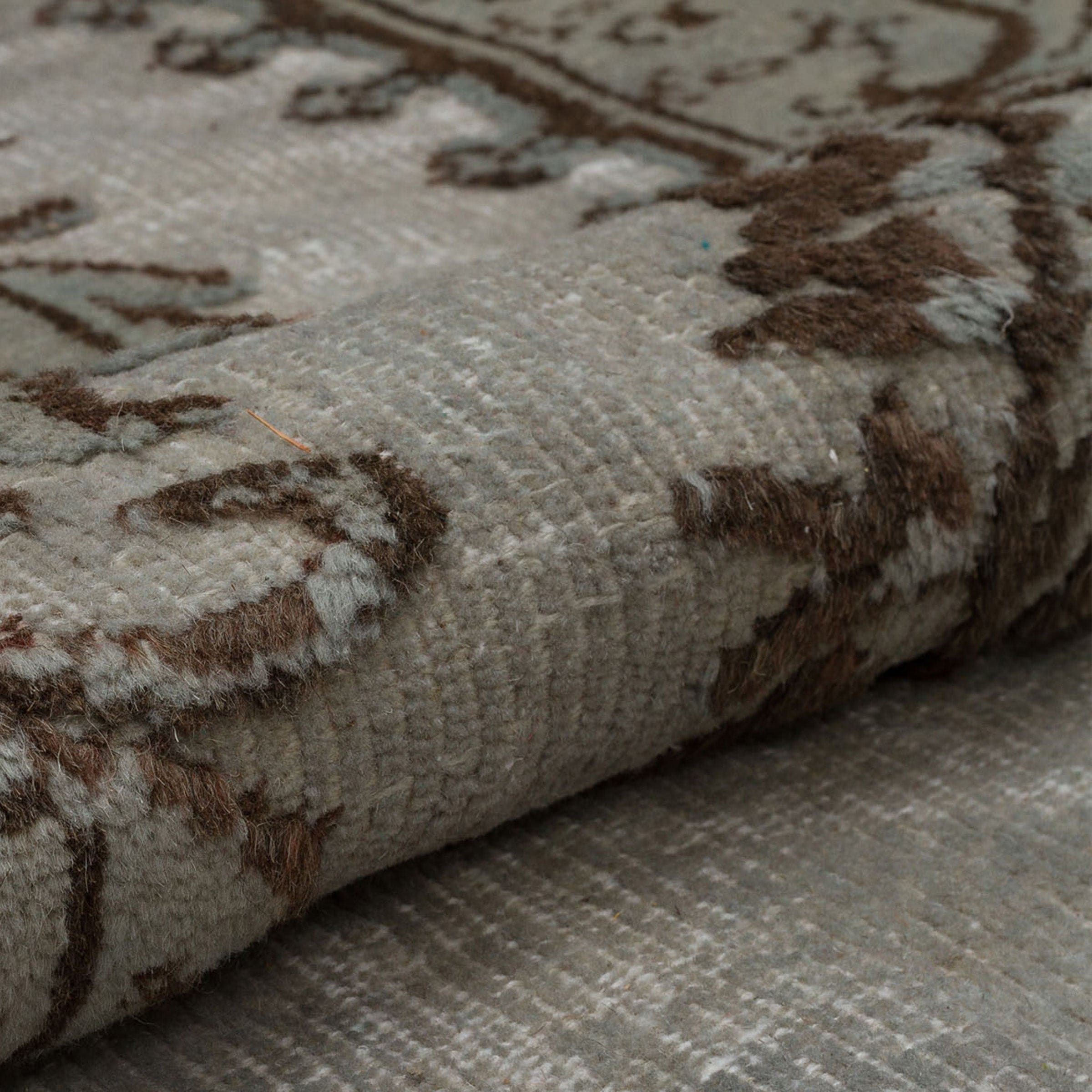 150 X 246 Anatolian Hand Knotted Carpet Vintage Style 7319 - Rugs - ebarza Furniture UAE | Shop Modern Furniture in Abu Dhabi & Dubai - مفروشات ايبازرا في الامارات | تسوق اثاث عصري وديكورات مميزة في دبي وابوظبي