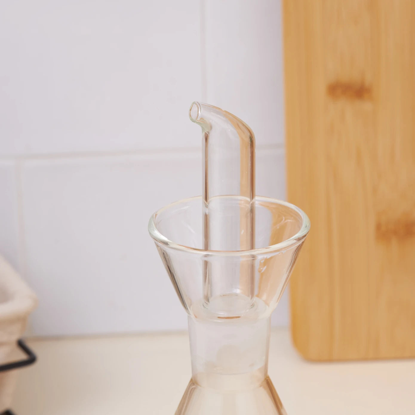 Karaca Chem Oil Bottle 420 ml 153.03.08.3231 - Drinkware - ebarza Furniture UAE | Shop Modern Furniture in Abu Dhabi & Dubai - مفروشات ايبازرا في الامارات | تسوق اثاث عصري وديكورات مميزة في دبي وابوظبي