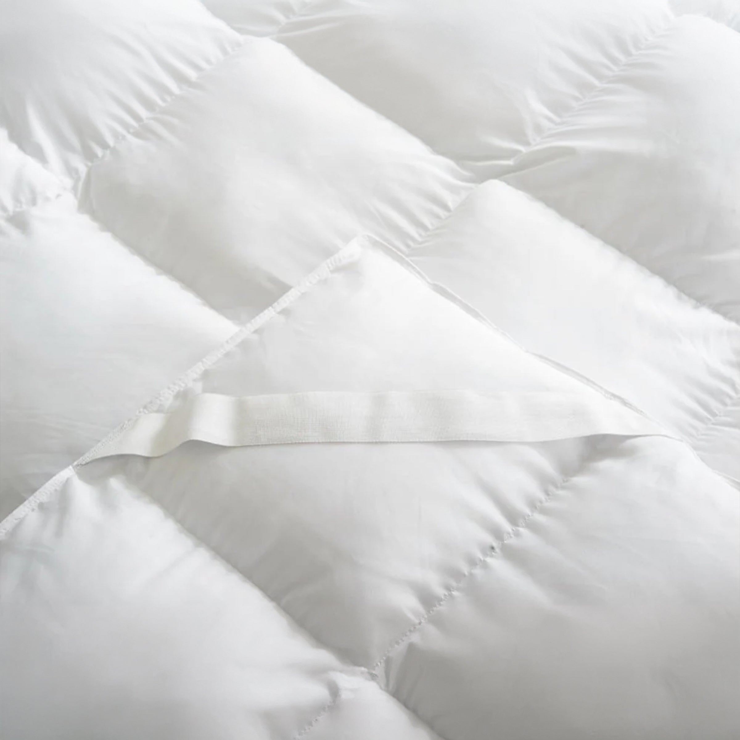 160X200X5 Down Feather Mattress Topper 040205230 - Bedding - ebarza Furniture UAE | Shop Modern Furniture in Abu Dhabi & Dubai - مفروشات ايبازرا في الامارات | تسوق اثاث عصري وديكورات مميزة في دبي وابوظبي