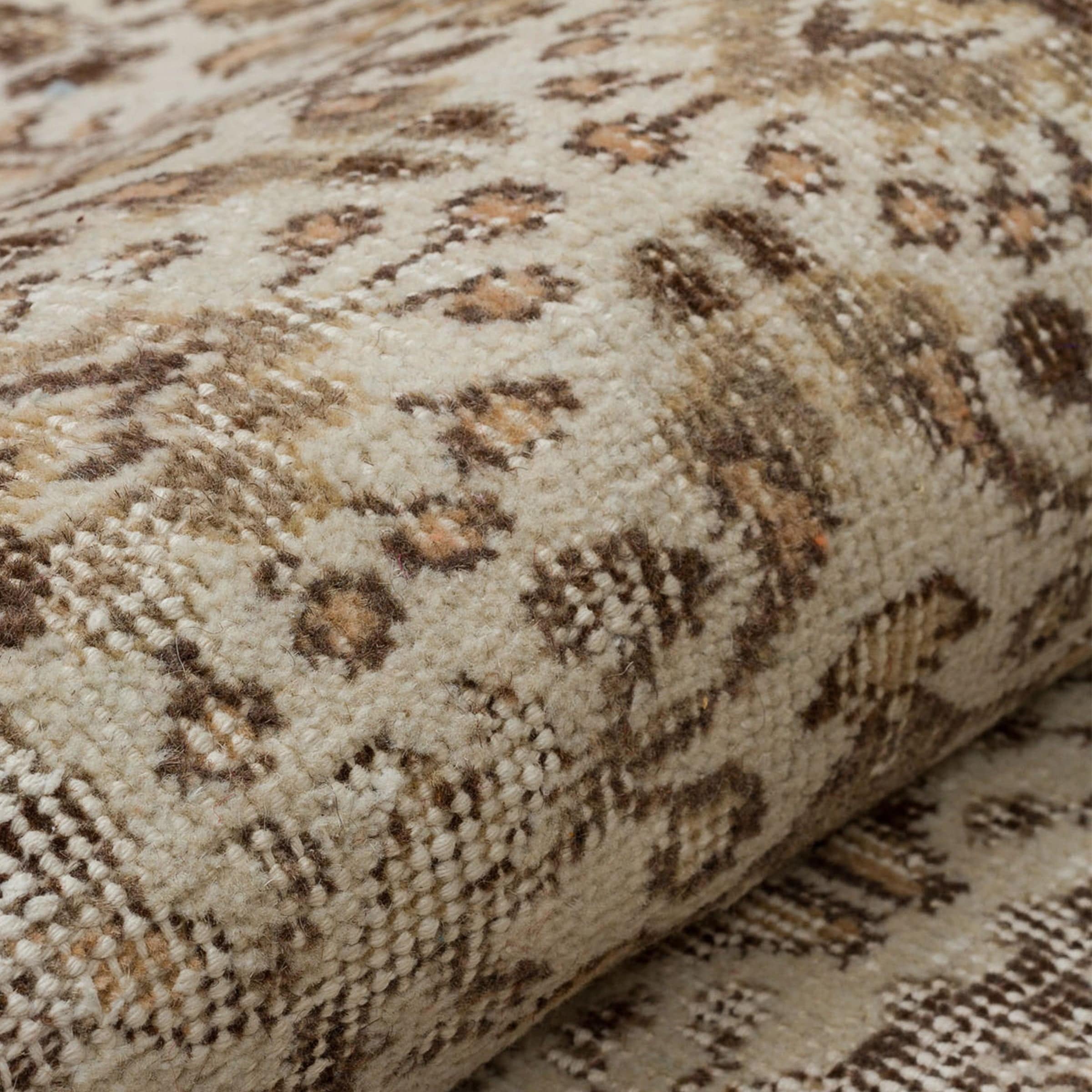 172 X 274 Anatolian Hand Knotted Carpet Vintage Style 7564 - Rugs - ebarza Furniture UAE | Shop Modern Furniture in Abu Dhabi & Dubai - مفروشات ايبازرا في الامارات | تسوق اثاث عصري وديكورات مميزة في دبي وابوظبي