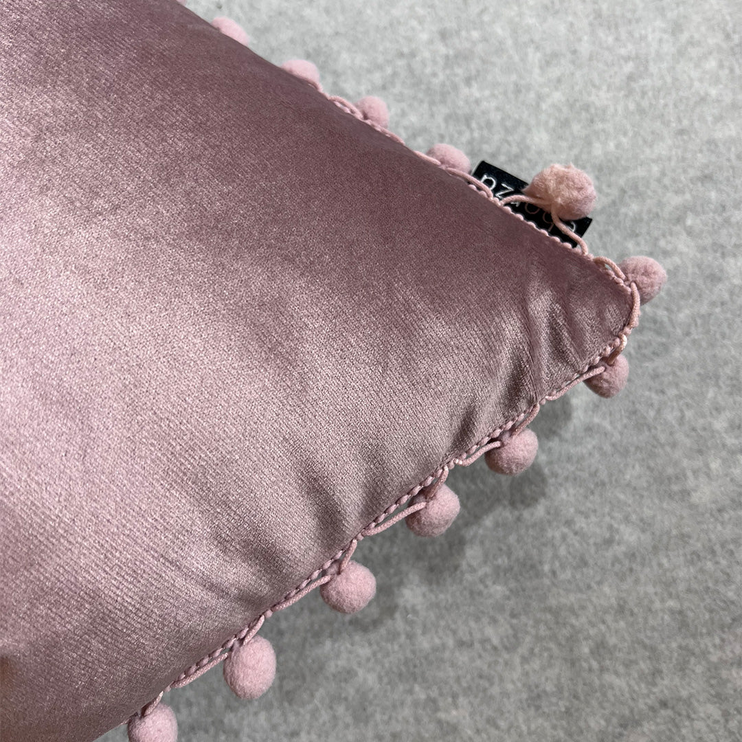 30*50 SKJH Dorothy Flannelette Cushion(with filling) - ECC066 - Cushions - ebarza Furniture UAE | Shop Modern Furniture in Abu Dhabi & Dubai - مفروشات ايبازرا في الامارات | تسوق اثاث عصري وديكورات مميزة في دبي وابوظبي