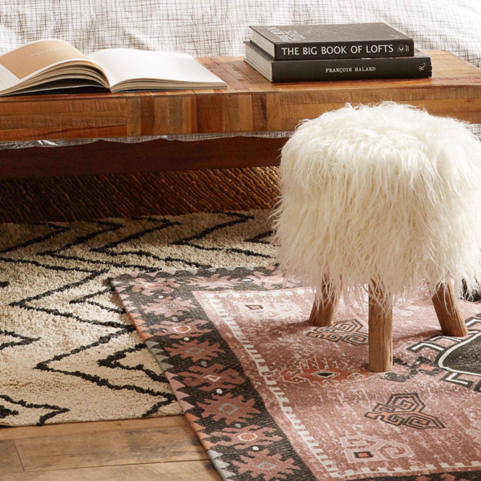 230X160 Cm Handmade Wool Rug Jh-20523-Pink-L - Rugs - ebarza Furniture UAE | Shop Modern Furniture in Abu Dhabi & Dubai - مفروشات ايبازرا في الامارات | تسوق اثاث عصري وديكورات مميزة في دبي وابوظبي