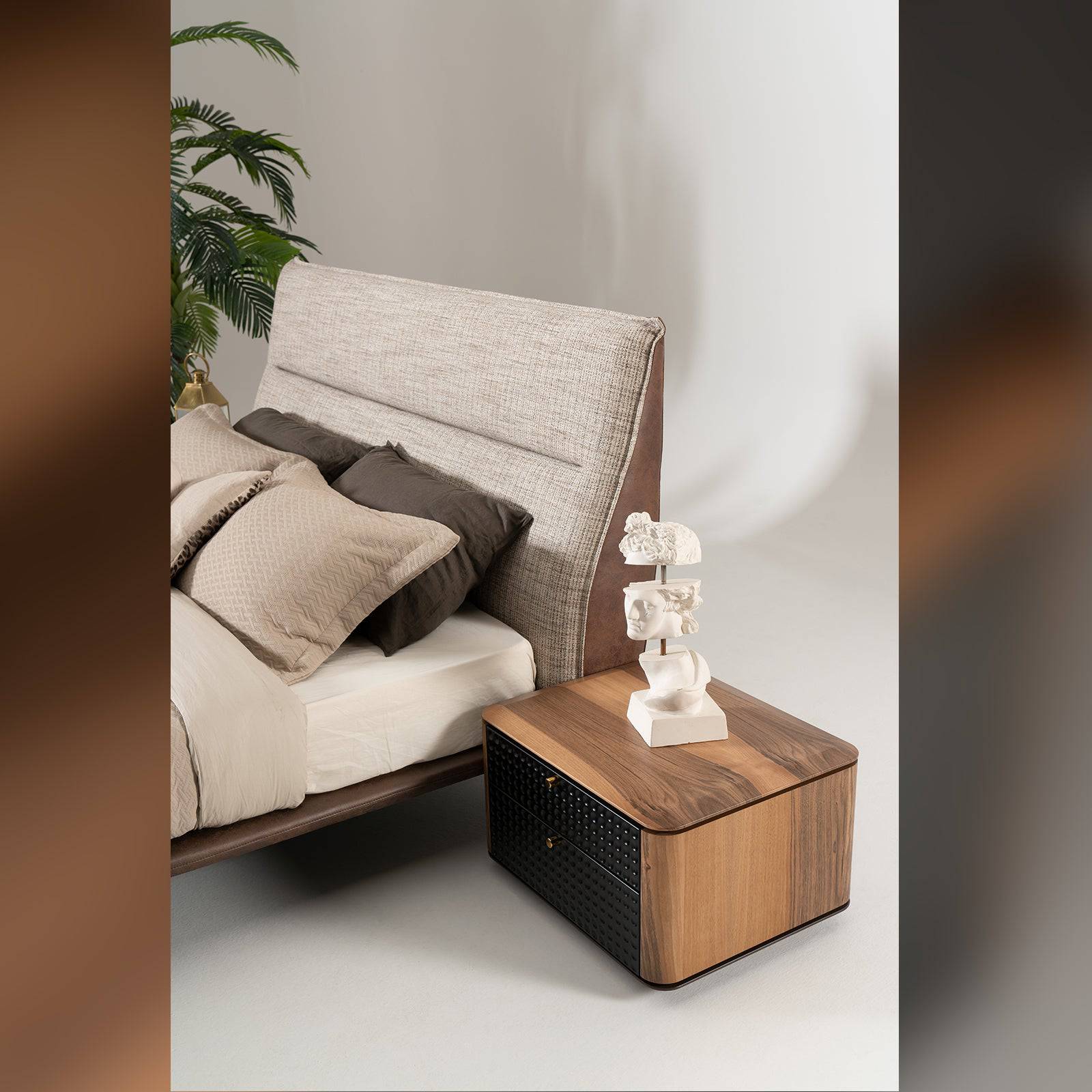 2X Julia Bedside Tables Layla-Table - Bedside Tables - ebarza Furniture UAE | Shop Modern Furniture in Abu Dhabi & Dubai - مفروشات ايبازرا في الامارات | تسوق اثاث عصري وديكورات مميزة في دبي وابوظبي