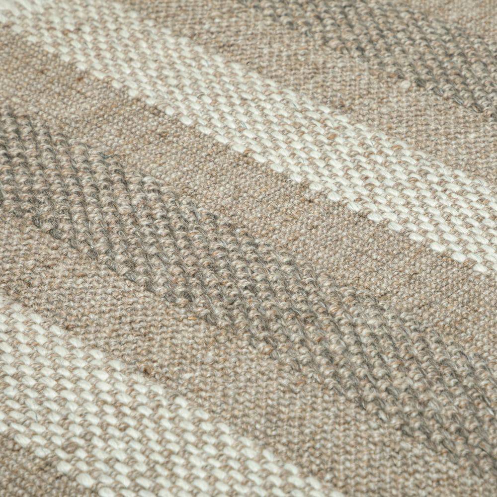 300X200 Cm Hand Woven Wool Rug Bliss-Bss-03-Xl - Rugs - ebarza Furniture UAE | Shop Modern Furniture in Abu Dhabi & Dubai - مفروشات ايبازرا في الامارات | تسوق اثاث عصري وديكورات مميزة في دبي وابوظبي