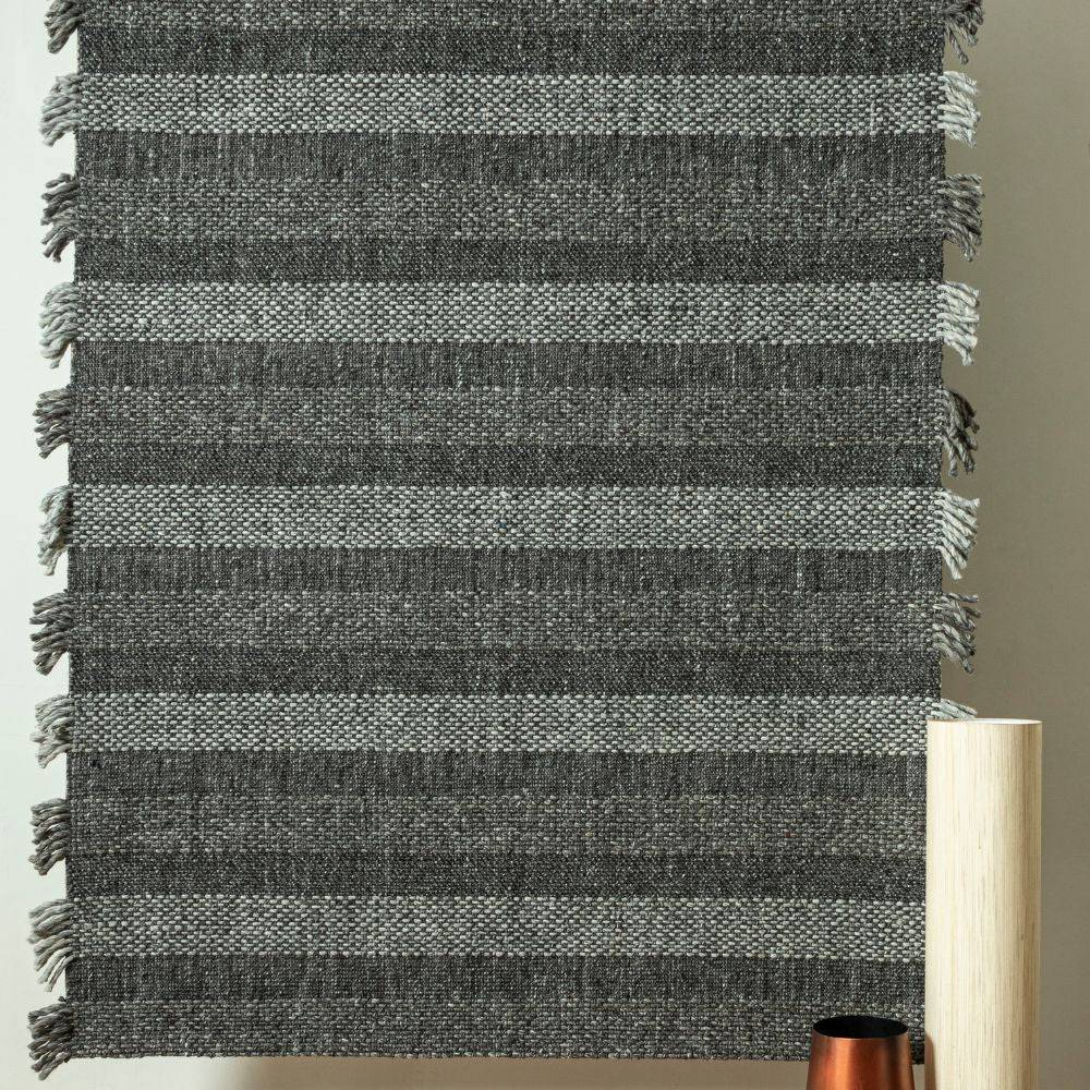 300X200 Cm Hand Woven Wool Rug Bliss-Bss-04-Xl - Rugs - ebarza Furniture UAE | Shop Modern Furniture in Abu Dhabi & Dubai - مفروشات ايبازرا في الامارات | تسوق اثاث عصري وديكورات مميزة في دبي وابوظبي