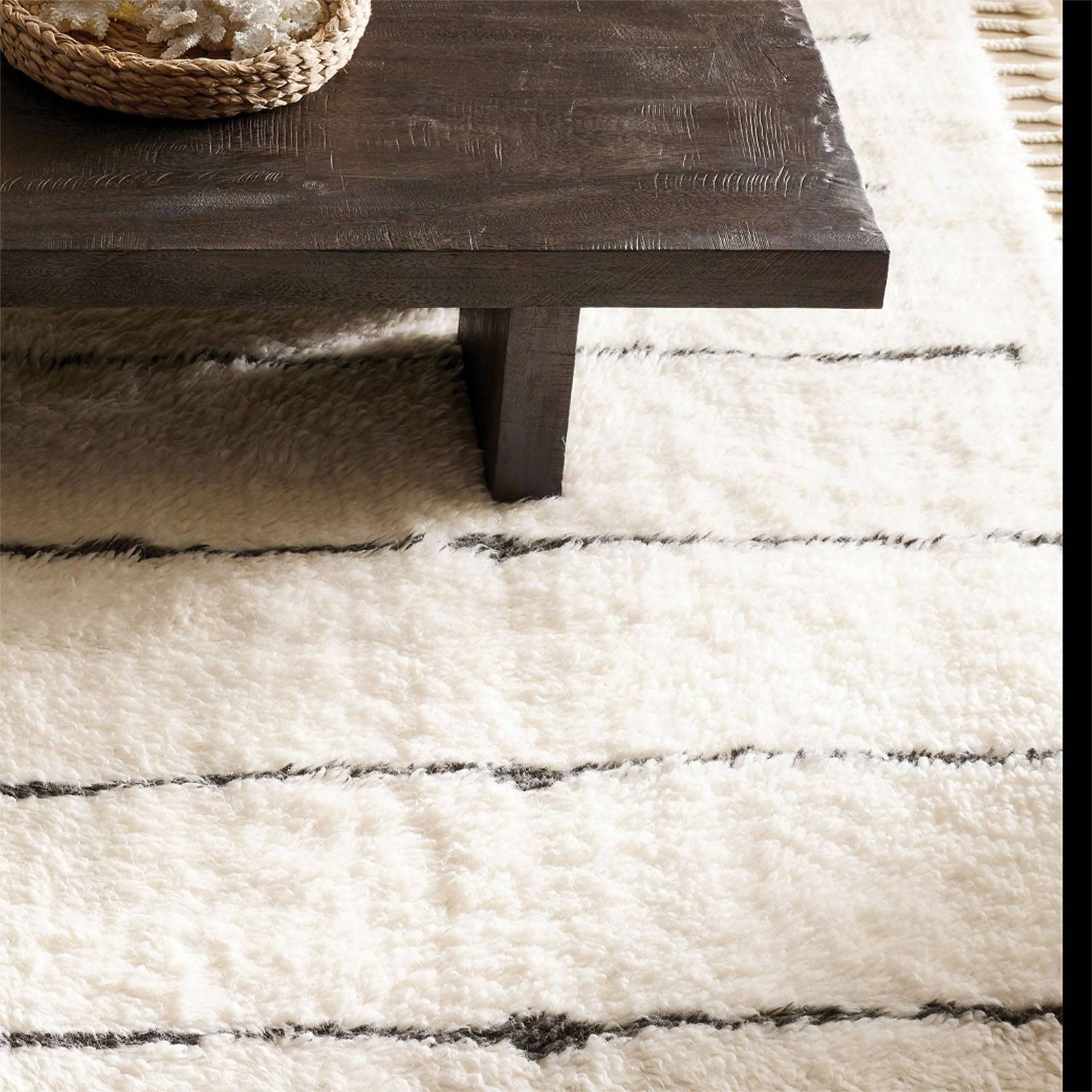 300X200 Cm Handmade Moroccan Style Rug Jh-2699-Xl - Rugs - ebarza Furniture UAE | Shop Modern Furniture in Abu Dhabi & Dubai - مفروشات ايبازرا في الامارات | تسوق اثاث عصري وديكورات مميزة في دبي وابوظبي