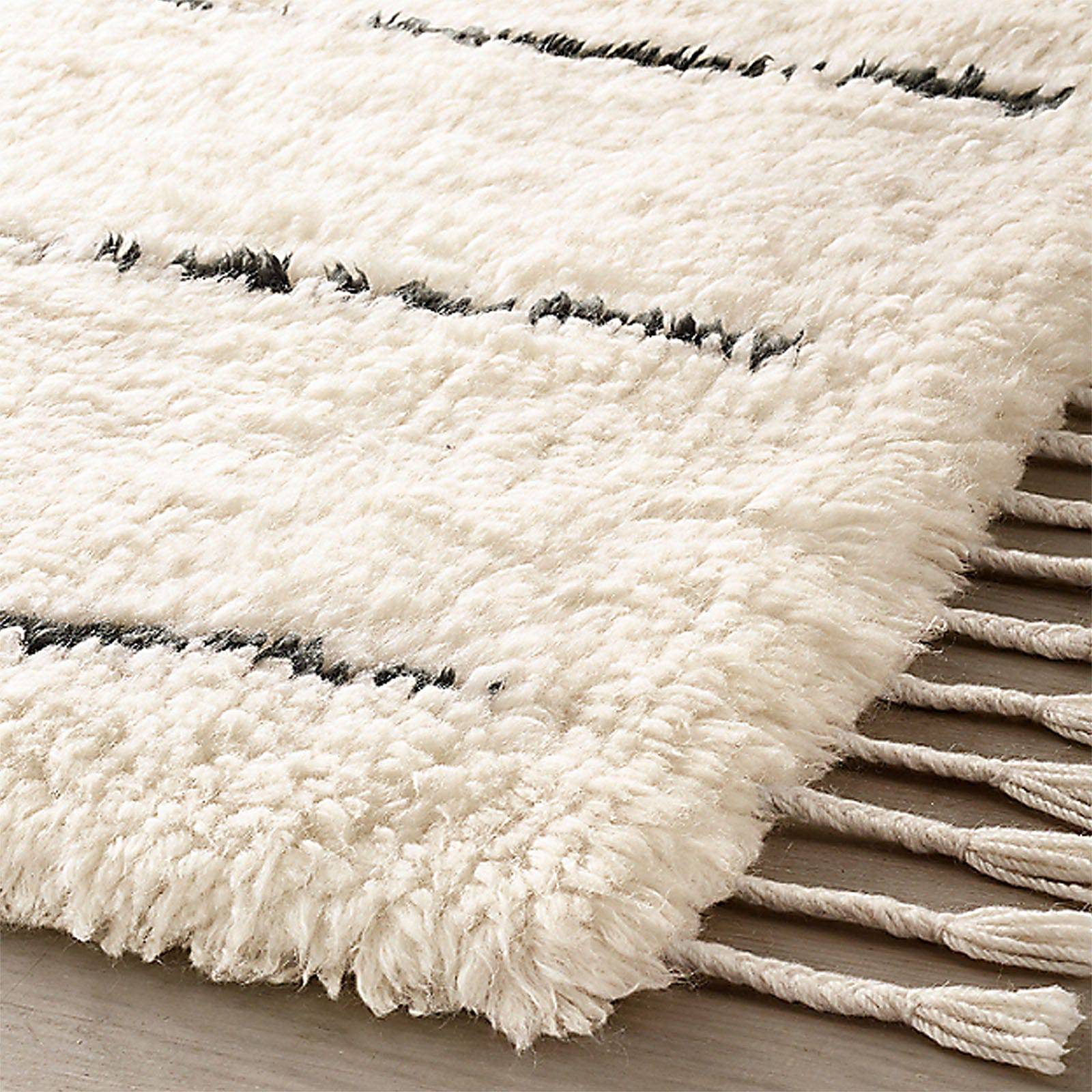 300X200 Cm Handmade Moroccan Style Rug Jh-2699-Xl - Rugs - ebarza Furniture UAE | Shop Modern Furniture in Abu Dhabi & Dubai - مفروشات ايبازرا في الامارات | تسوق اثاث عصري وديكورات مميزة في دبي وابوظبي