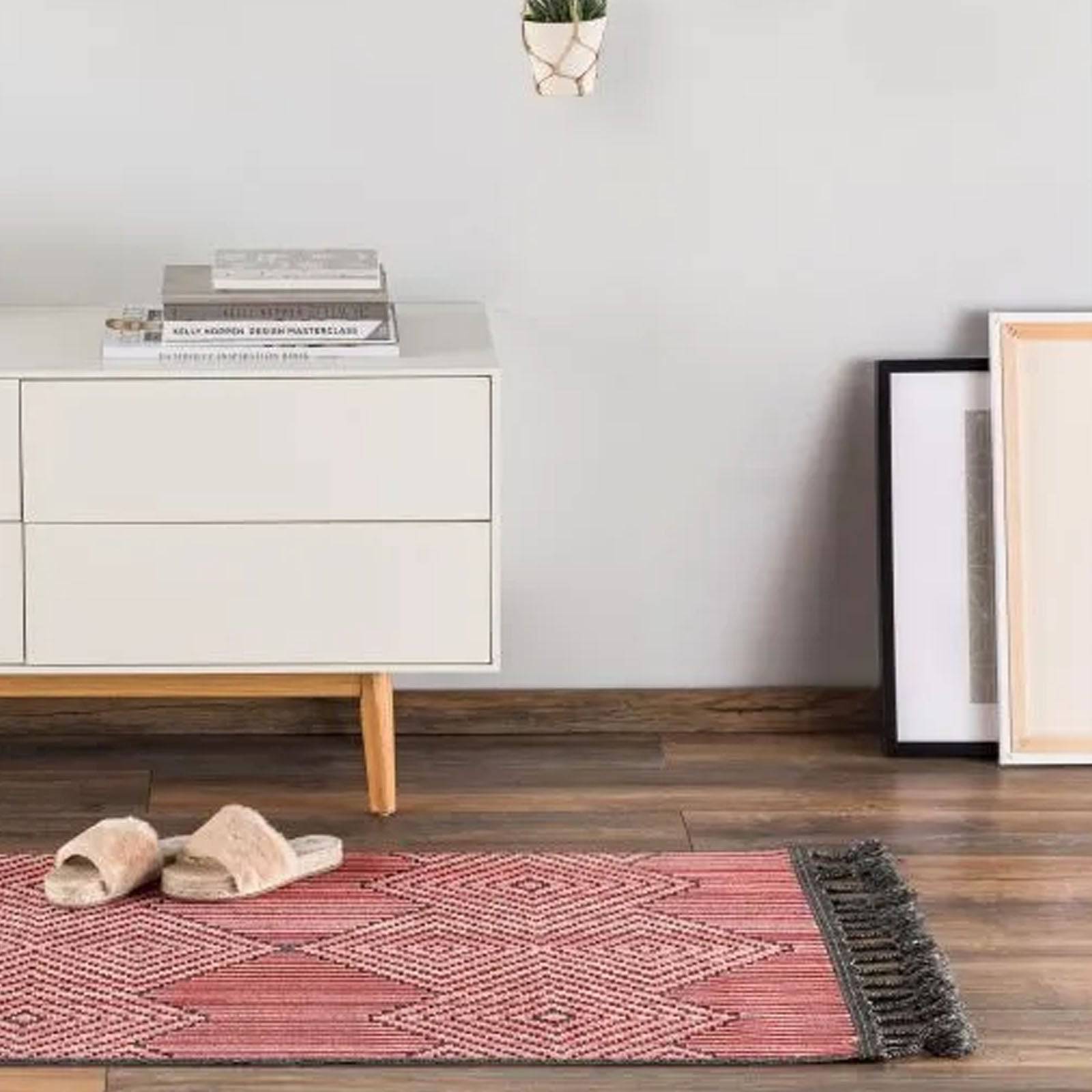 300X200 Cm Handmade Wool Rug Artik-Ark-134-Red-Xl - Rugs - ebarza Furniture UAE | Shop Modern Furniture in Abu Dhabi & Dubai - مفروشات ايبازرا في الامارات | تسوق اثاث عصري وديكورات مميزة في دبي وابوظبي