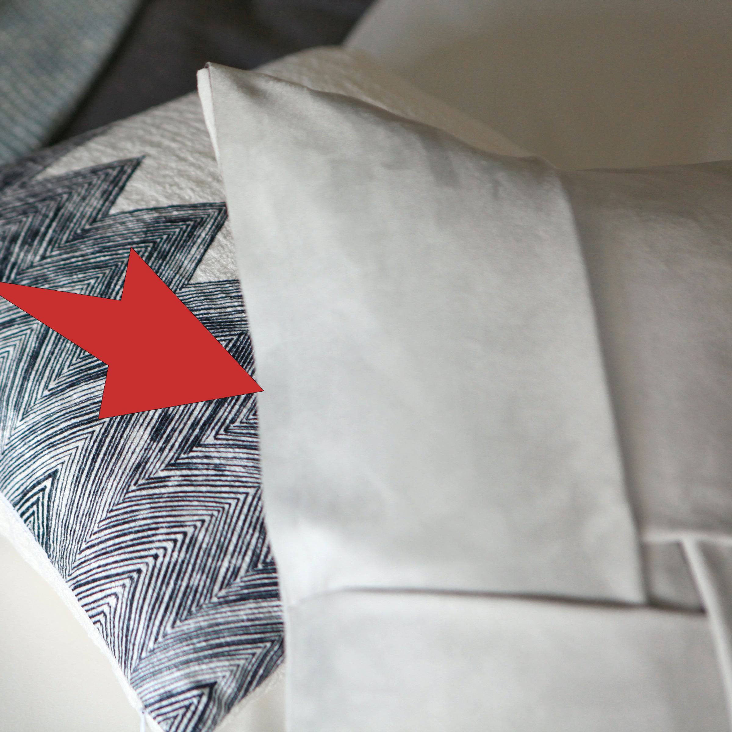 30X55 Cm Double Sedan Bridge Imitation Leather Cushion Ecc043 - Cushions - ebarza Furniture UAE | Shop Modern Furniture in Abu Dhabi & Dubai - مفروشات ايبازرا في الامارات | تسوق اثاث عصري وديكورات مميزة في دبي وابوظبي