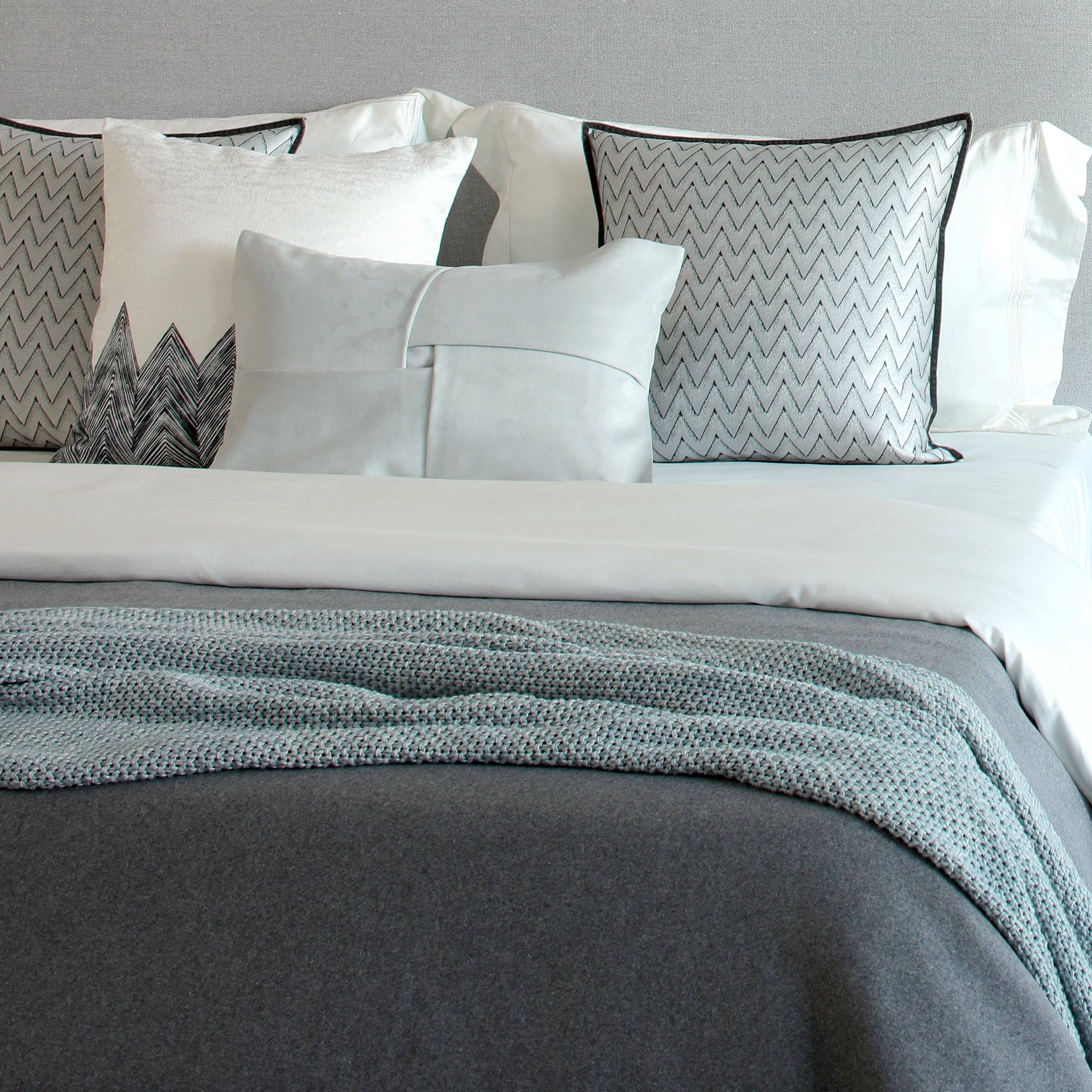 30X55 Cm Double Sedan Bridge Imitation Leather Cushion Ecc043 - Cushions - ebarza Furniture UAE | Shop Modern Furniture in Abu Dhabi & Dubai - مفروشات ايبازرا في الامارات | تسوق اثاث عصري وديكورات مميزة في دبي وابوظبي