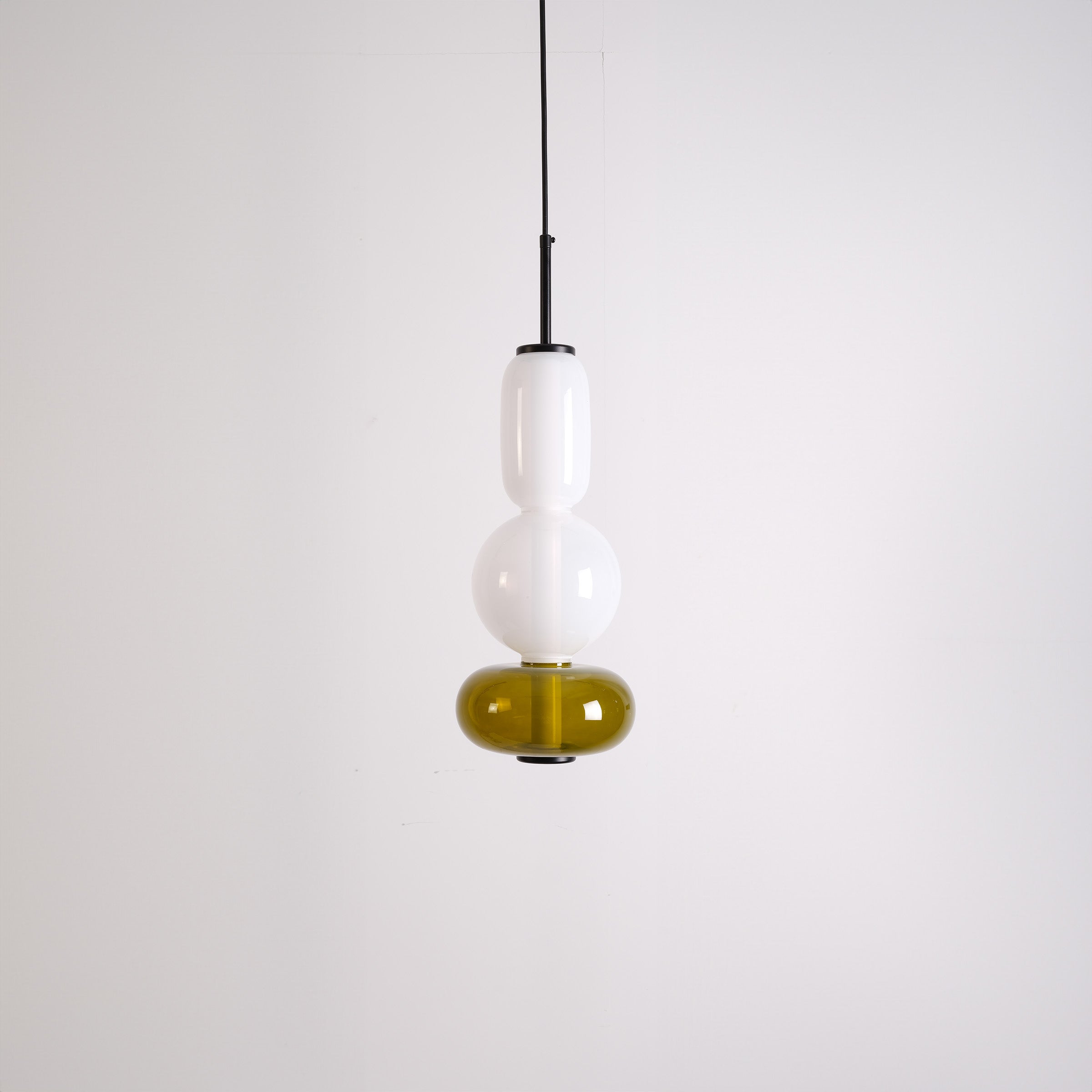 Stellar Strands Pendant Lamp 3-Glasses CY-DD-1052-3G - Pendant Lamps - ebarza Furniture UAE | Shop Modern Furniture in Abu Dhabi & Dubai - مفروشات ايبازرا في الامارات | تسوق اثاث عصري وديكورات مميزة في دبي وابوظبي