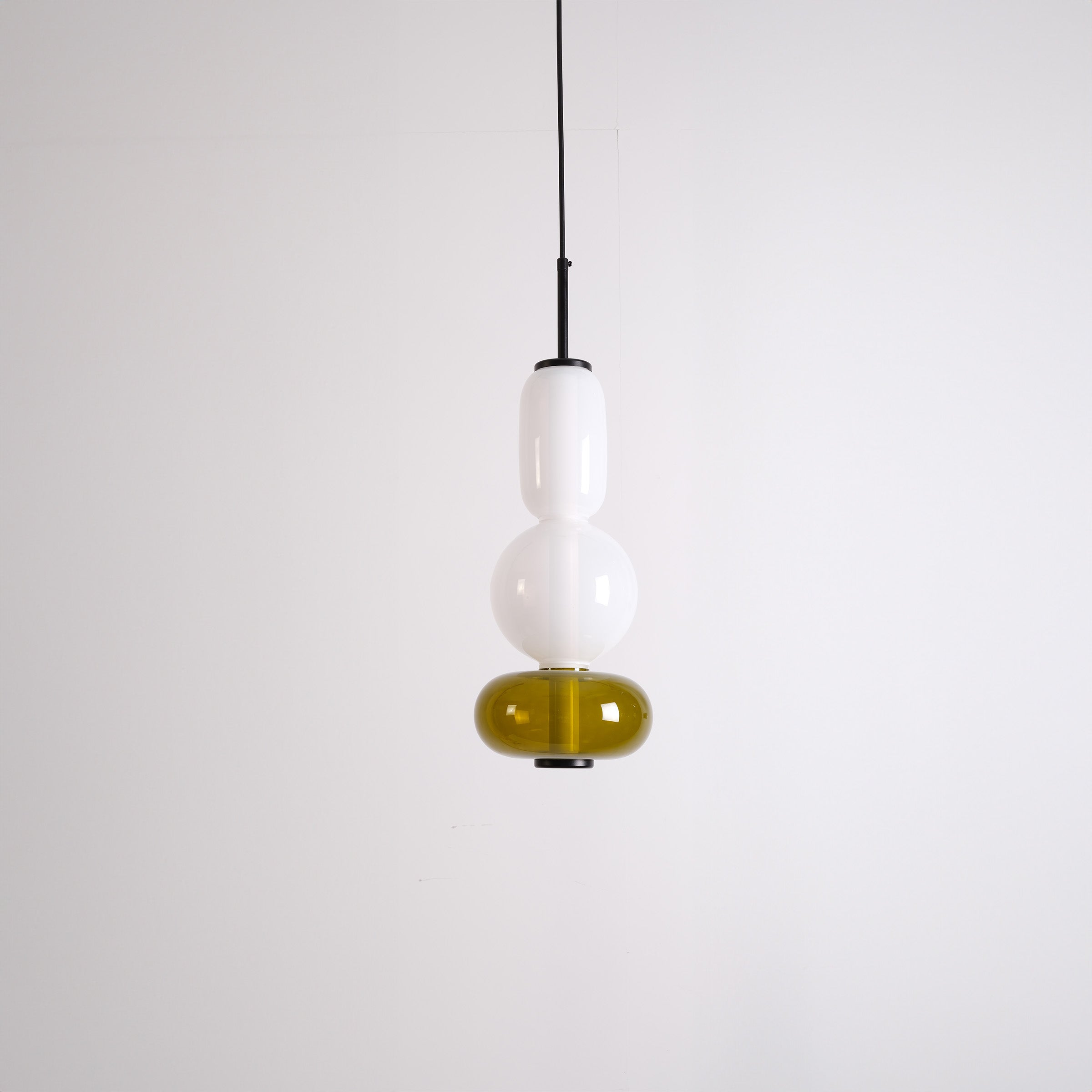 Stellar Strands Pendant Lamp 3-Glasses CY-DD-1052-3G - Pendant Lamps - ebarza Furniture UAE | Shop Modern Furniture in Abu Dhabi & Dubai - مفروشات ايبازرا في الامارات | تسوق اثاث عصري وديكورات مميزة في دبي وابوظبي