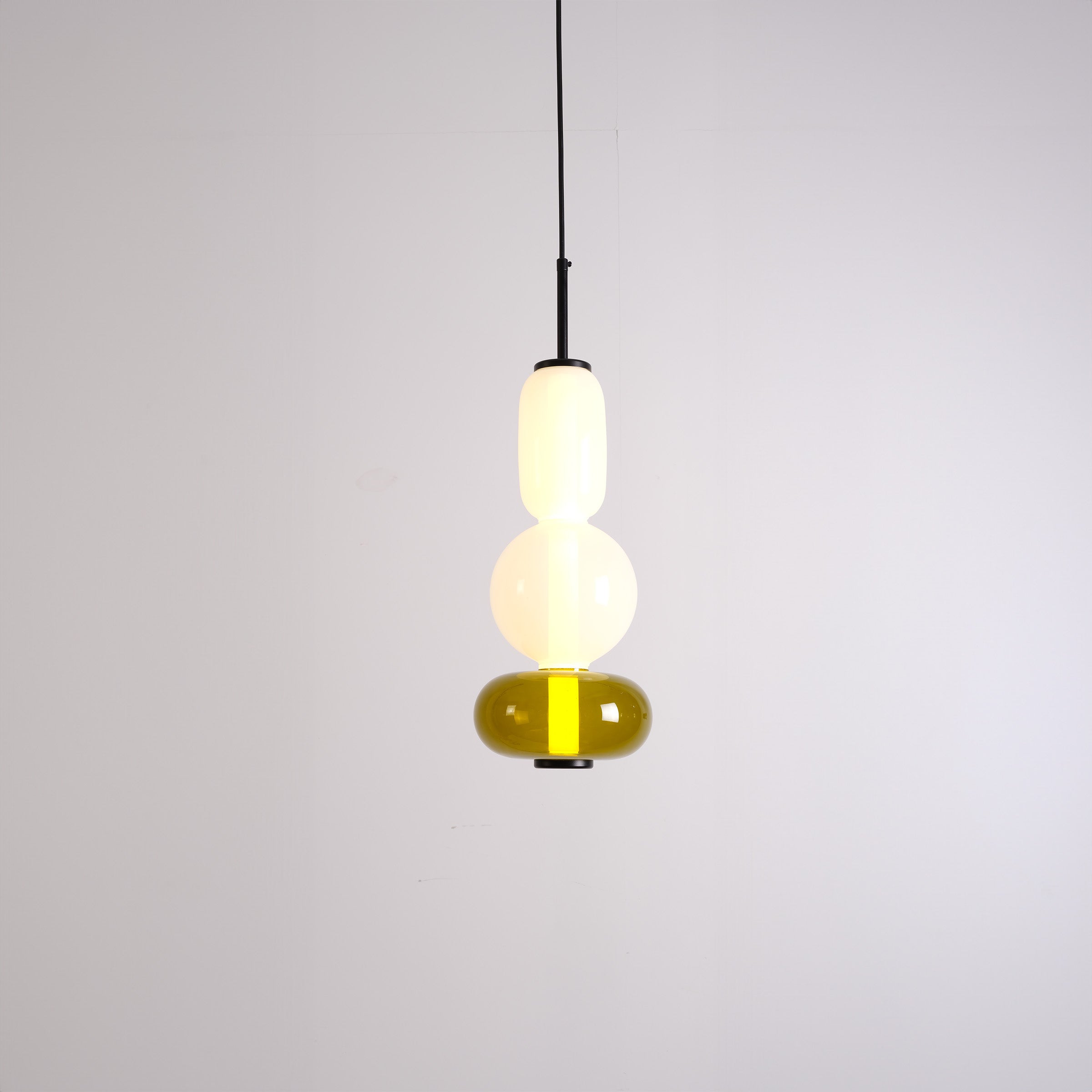 Stellar Strands Pendant Lamp 3-Glasses CY-DD-1052-3G - Pendant Lamps - ebarza Furniture UAE | Shop Modern Furniture in Abu Dhabi & Dubai - مفروشات ايبازرا في الامارات | تسوق اثاث عصري وديكورات مميزة في دبي وابوظبي