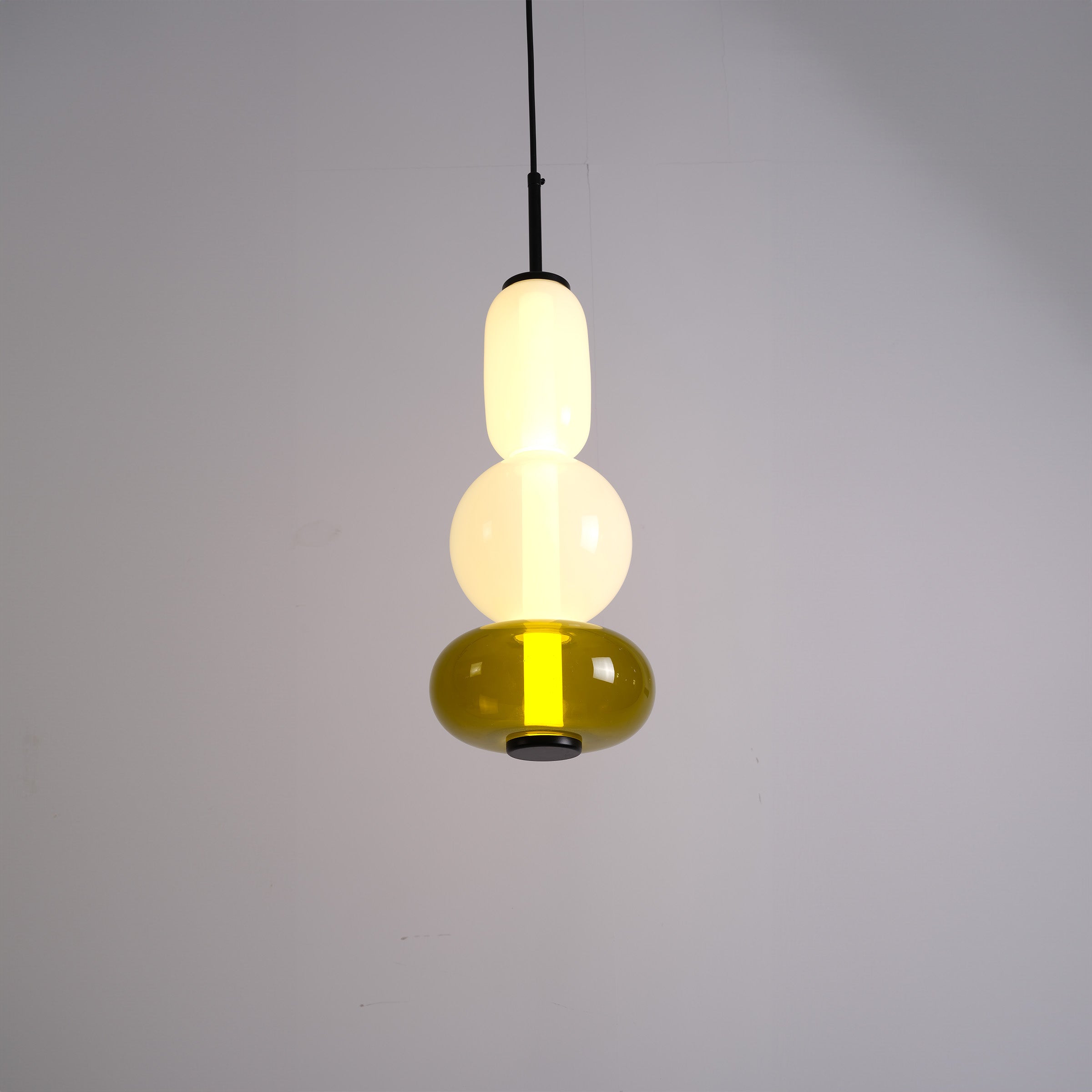Stellar Strands Pendant Lamp 3-Glasses CY-DD-1052-3G - Pendant Lamps - ebarza Furniture UAE | Shop Modern Furniture in Abu Dhabi & Dubai - مفروشات ايبازرا في الامارات | تسوق اثاث عصري وديكورات مميزة في دبي وابوظبي