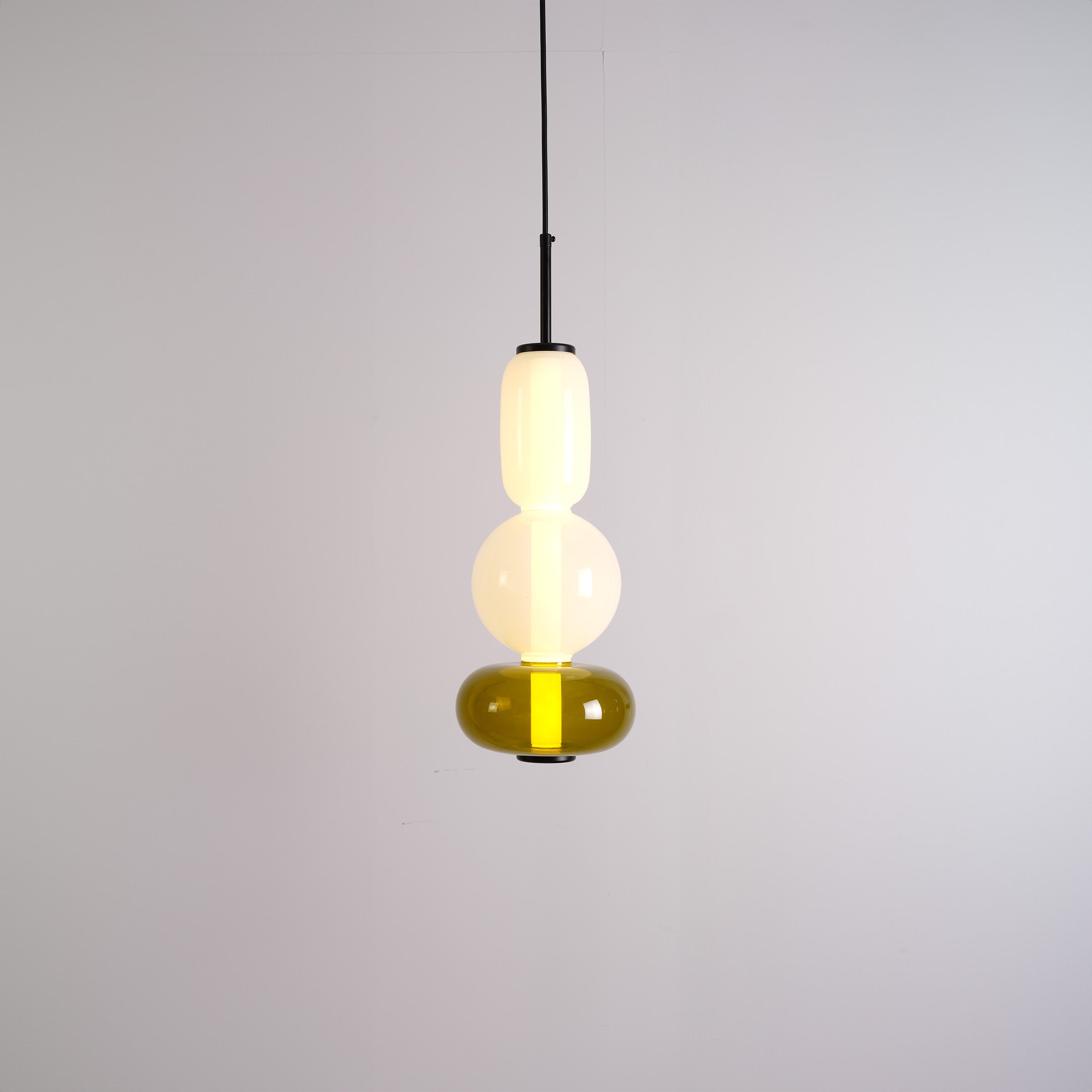 Stellar Strands Pendant Lamp 3-Glasses CY-DD-1052-3G - Pendant Lamps - ebarza Furniture UAE | Shop Modern Furniture in Abu Dhabi & Dubai - مفروشات ايبازرا في الامارات | تسوق اثاث عصري وديكورات مميزة في دبي وابوظبي