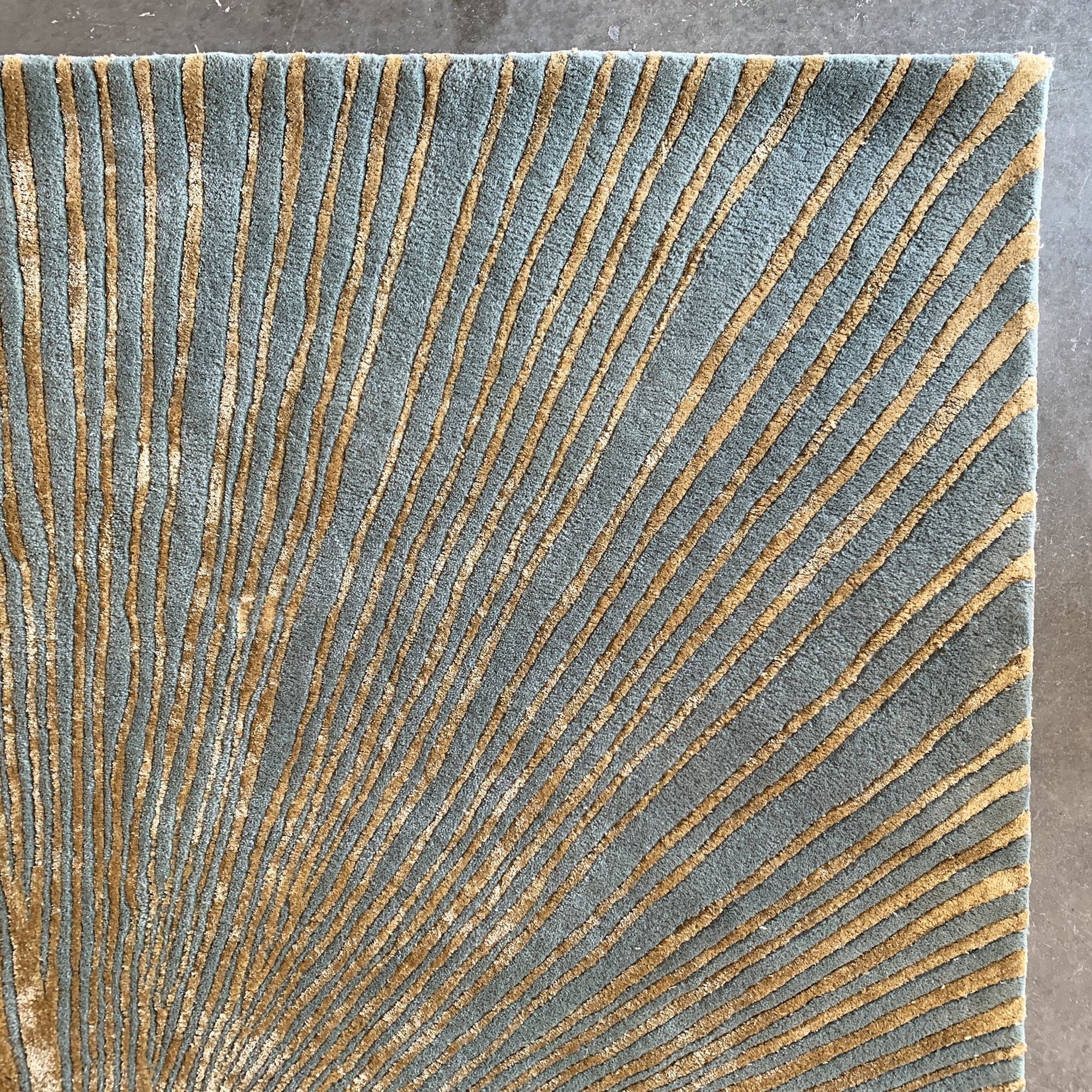 450X300 Cm Handmade Viscos Rug Jh-20735-Grand - Rugs - ebarza Furniture UAE | Shop Modern Furniture in Abu Dhabi & Dubai - مفروشات ايبازرا في الامارات | تسوق اثاث عصري وديكورات مميزة في دبي وابوظبي