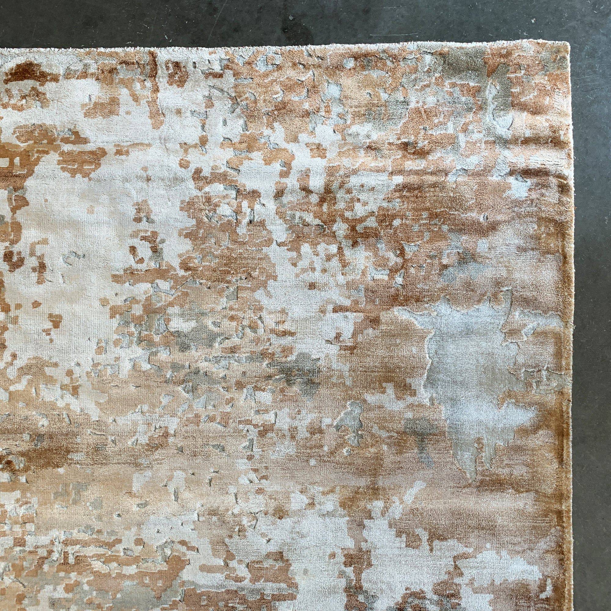 450X300 Cm Handmade Wool Rug Jh-20732-Grande - Rugs - ebarza Furniture UAE | Shop Modern Furniture in Abu Dhabi & Dubai - مفروشات ايبازرا في الامارات | تسوق اثاث عصري وديكورات مميزة في دبي وابوظبي