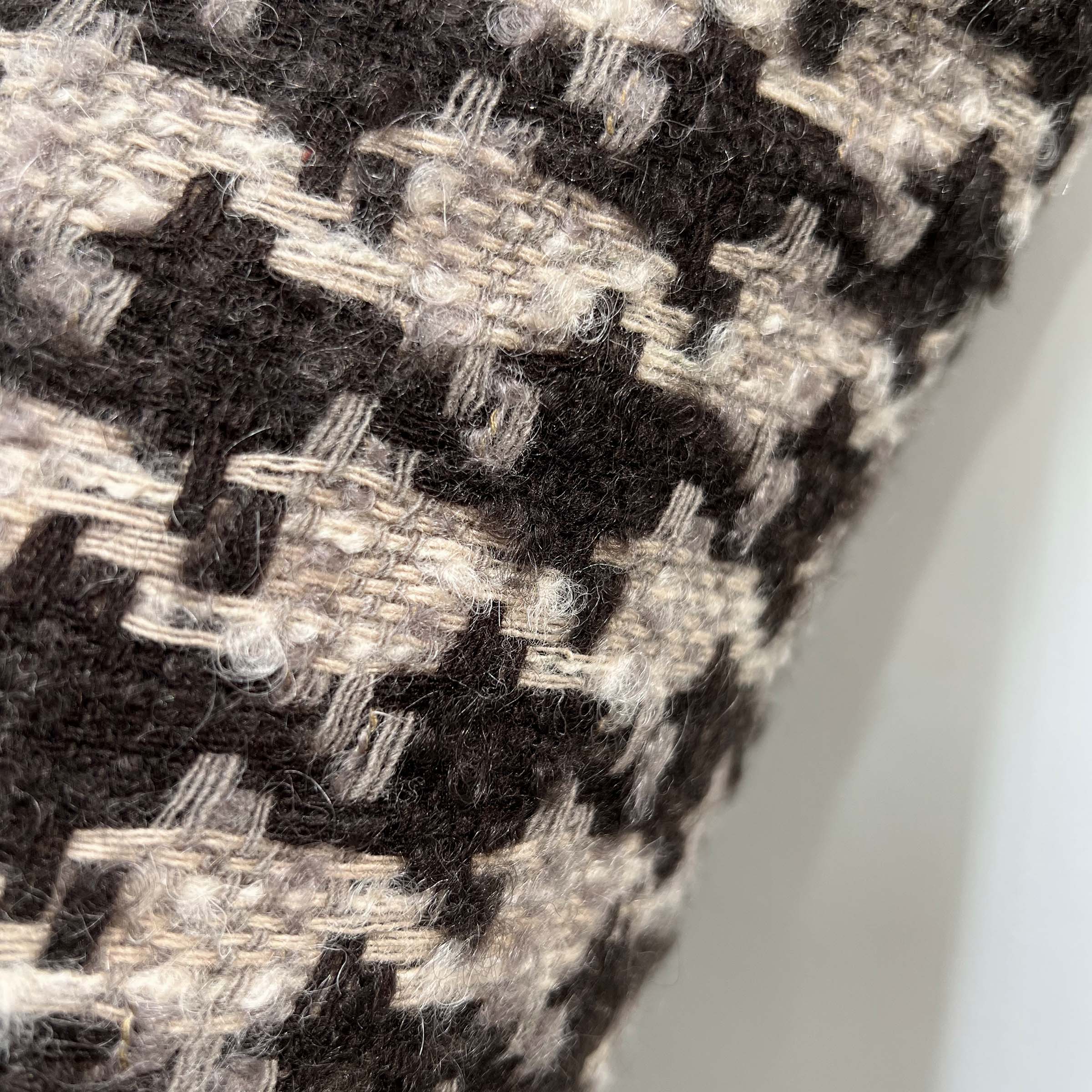 45*45 Mario Wool Blend Cushion - ECC084 - Cushions - ebarza Furniture UAE | Shop Modern Furniture in Abu Dhabi & Dubai - مفروشات ايبازرا في الامارات | تسوق اثاث عصري وديكورات مميزة في دبي وابوظبي