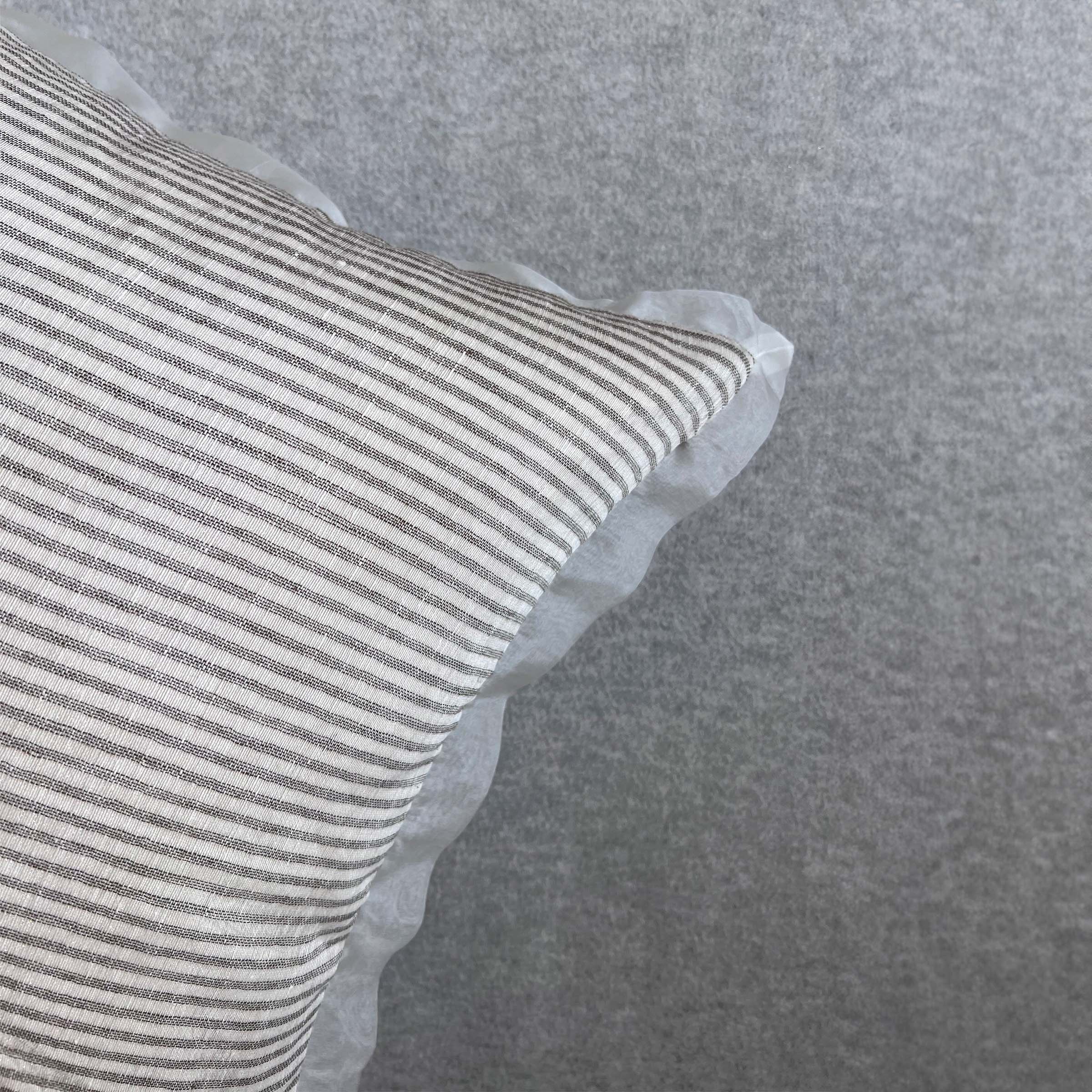 45*45 Moi Stripe Cushion - ECC088 - Cushions - ebarza Furniture UAE | Shop Modern Furniture in Abu Dhabi & Dubai - مفروشات ايبازرا في الامارات | تسوق اثاث عصري وديكورات مميزة في دبي وابوظبي