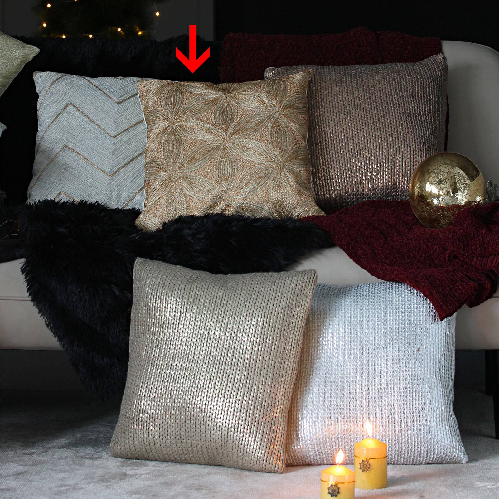 45X45 Cm Cushion Cover Ss19-01-011-1 - Cushions - ebarza Furniture UAE | Shop Modern Furniture in Abu Dhabi & Dubai - مفروشات ايبازرا في الامارات | تسوق اثاث عصري وديكورات مميزة في دبي وابوظبي