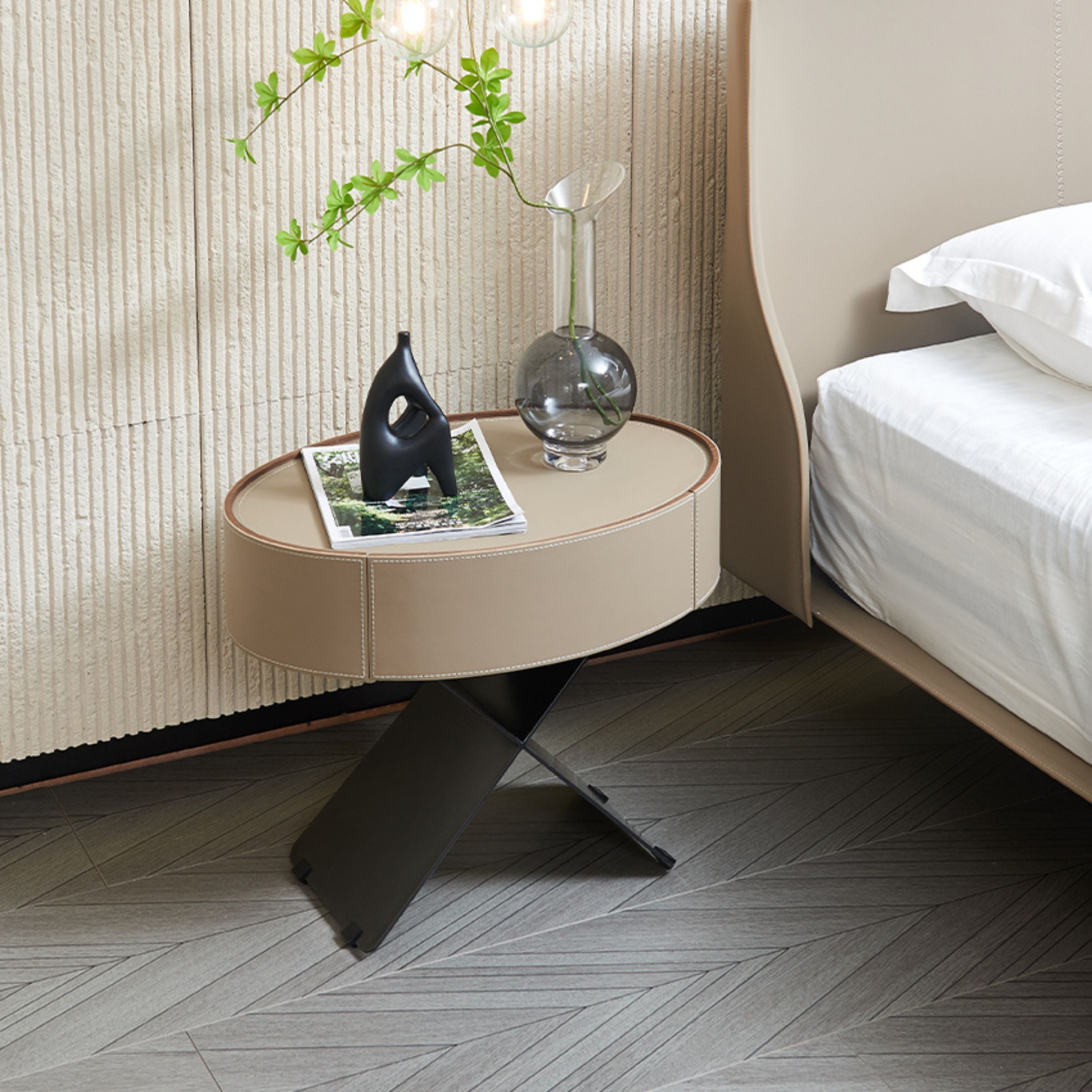 Xo Saddle Leather Side Table MLL-T66 - Side Tables - ebarza Furniture UAE | Shop Modern Furniture in Abu Dhabi & Dubai - مفروشات ايبازرا في الامارات | تسوق اثاث عصري وديكورات مميزة في دبي وابوظبي