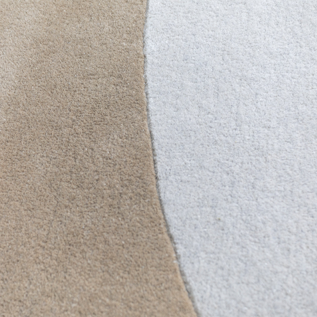 350X250 Cm WOOL BEIGE AND BROWN Round Rug JH-22729 - Rugs - ebarza Furniture UAE | Shop Modern Furniture in Abu Dhabi & Dubai - مفروشات ايبازرا في الامارات | تسوق اثاث عصري وديكورات مميزة في دبي وابوظبي