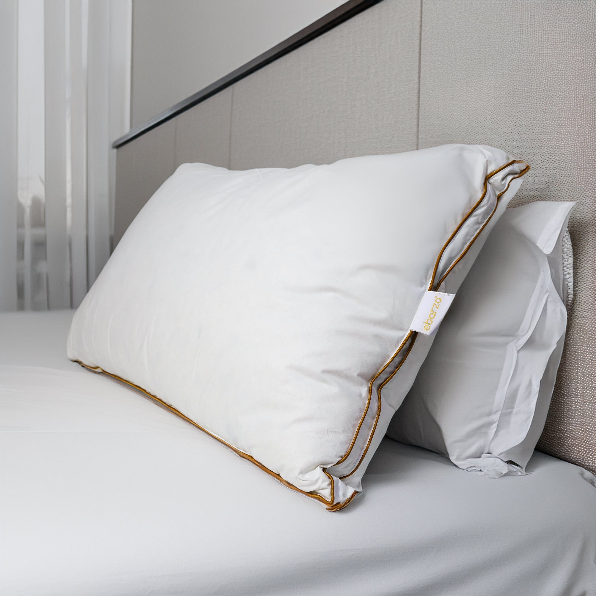 50X70 Down Feather Pillow 010205570 - Bedding - ebarza Furniture UAE | Shop Modern Furniture in Abu Dhabi & Dubai - مفروشات ايبازرا في الامارات | تسوق اثاث عصري وديكورات مميزة في دبي وابوظبي