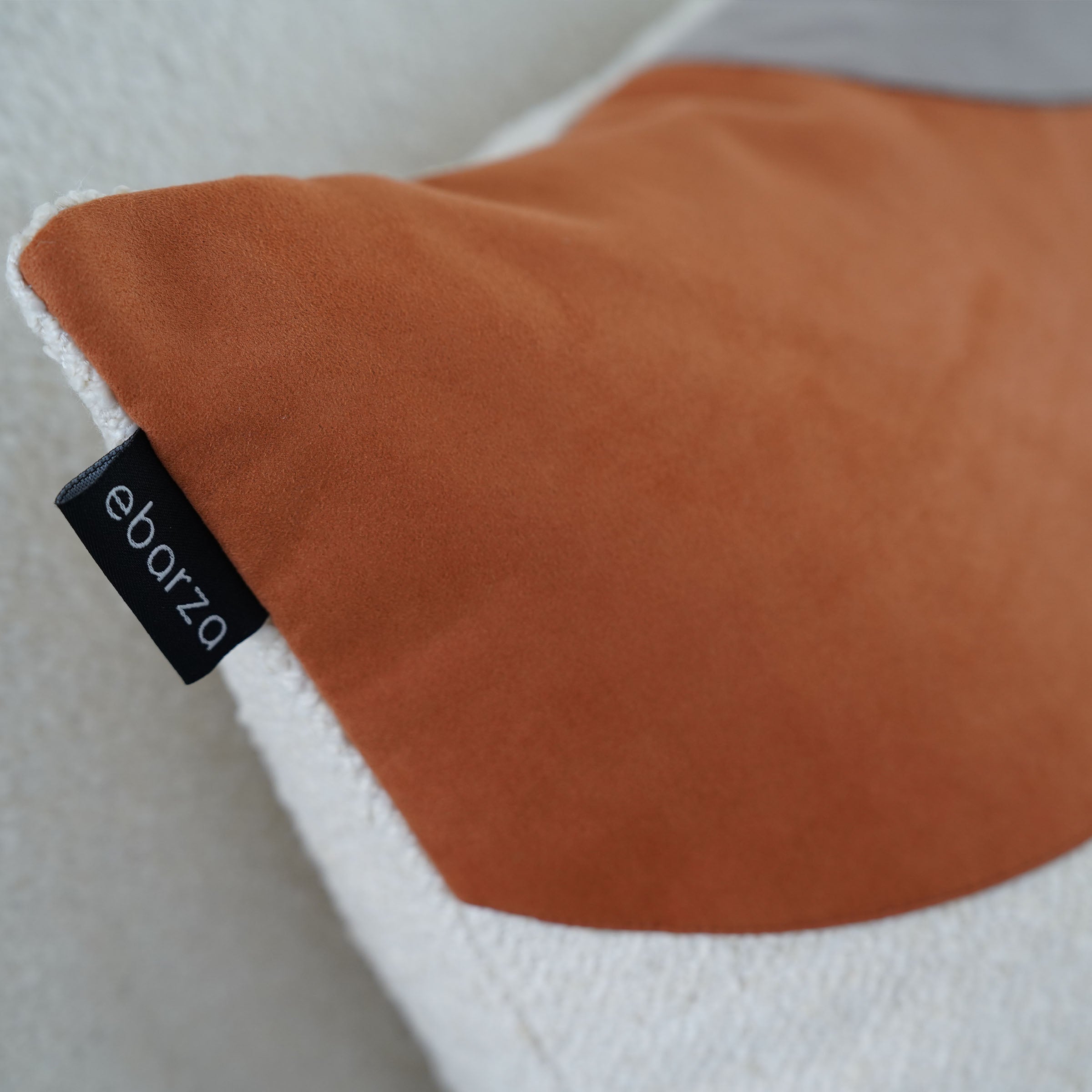 60x60Cm Ebarza Maka Patchwork Cushion ECC130 - Cushions - ebarza Furniture UAE | Shop Modern Furniture in Abu Dhabi & Dubai - مفروشات ايبازرا في الامارات | تسوق اثاث عصري وديكورات مميزة في دبي وابوظبي