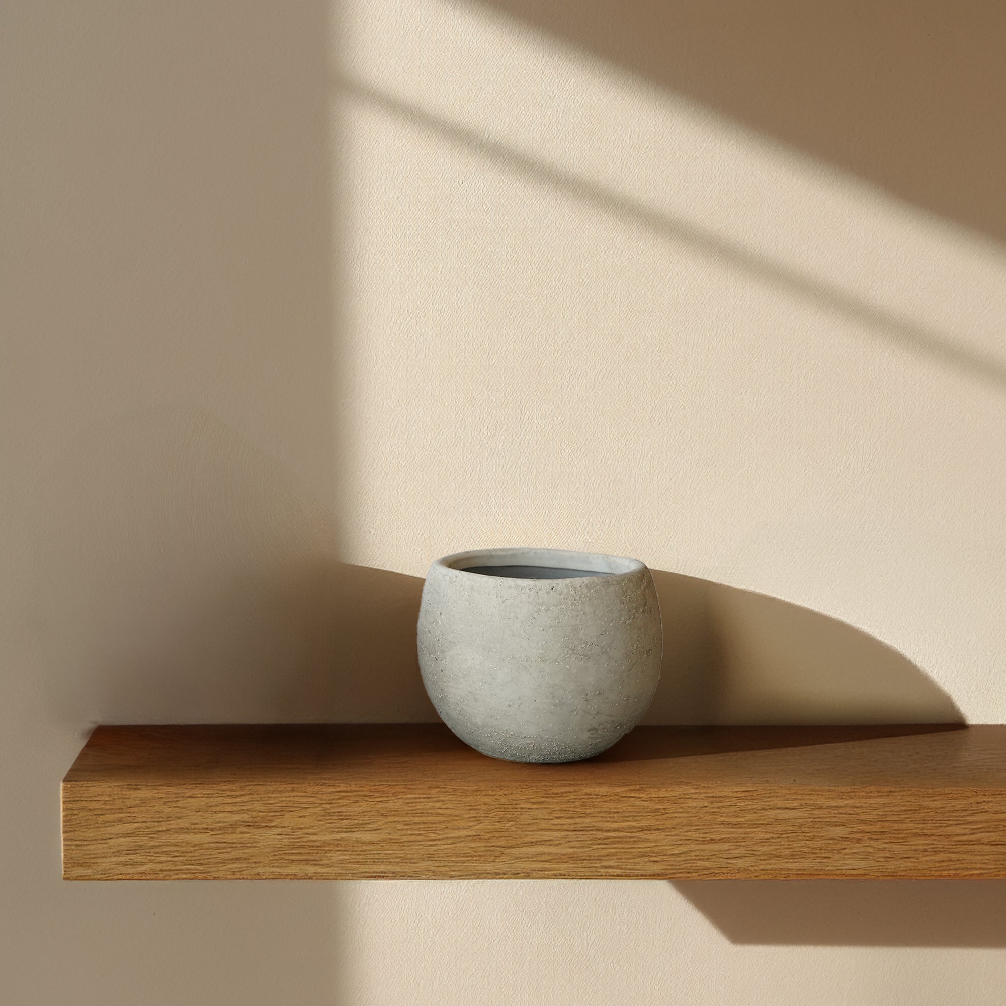 Cloud White Bud Outdoor/Indoor Planter Box WH 8085F-5 - Planter Boxes - ebarza Furniture UAE | Shop Modern Furniture in Abu Dhabi & Dubai - مفروشات ايبازرا في الامارات | تسوق اثاث عصري وديكورات مميزة في دبي وابوظبي