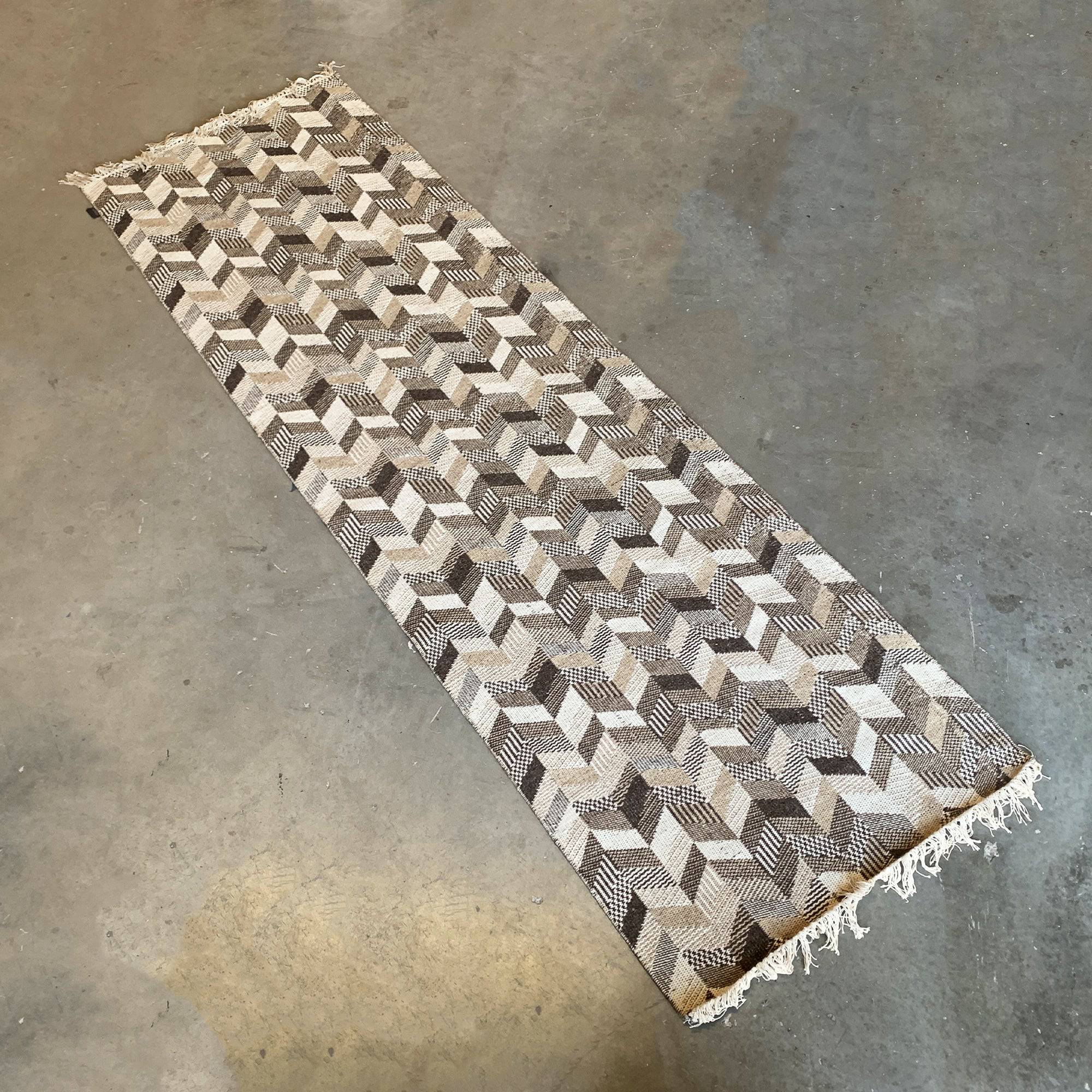 90X130 Cm Bolton Handmade Wool Rug Bolton Blt-03-S - Rugs - ebarza Furniture UAE | Shop Modern Furniture in Abu Dhabi & Dubai - مفروشات ايبازرا في الامارات | تسوق اثاث عصري وديكورات مميزة في دبي وابوظبي