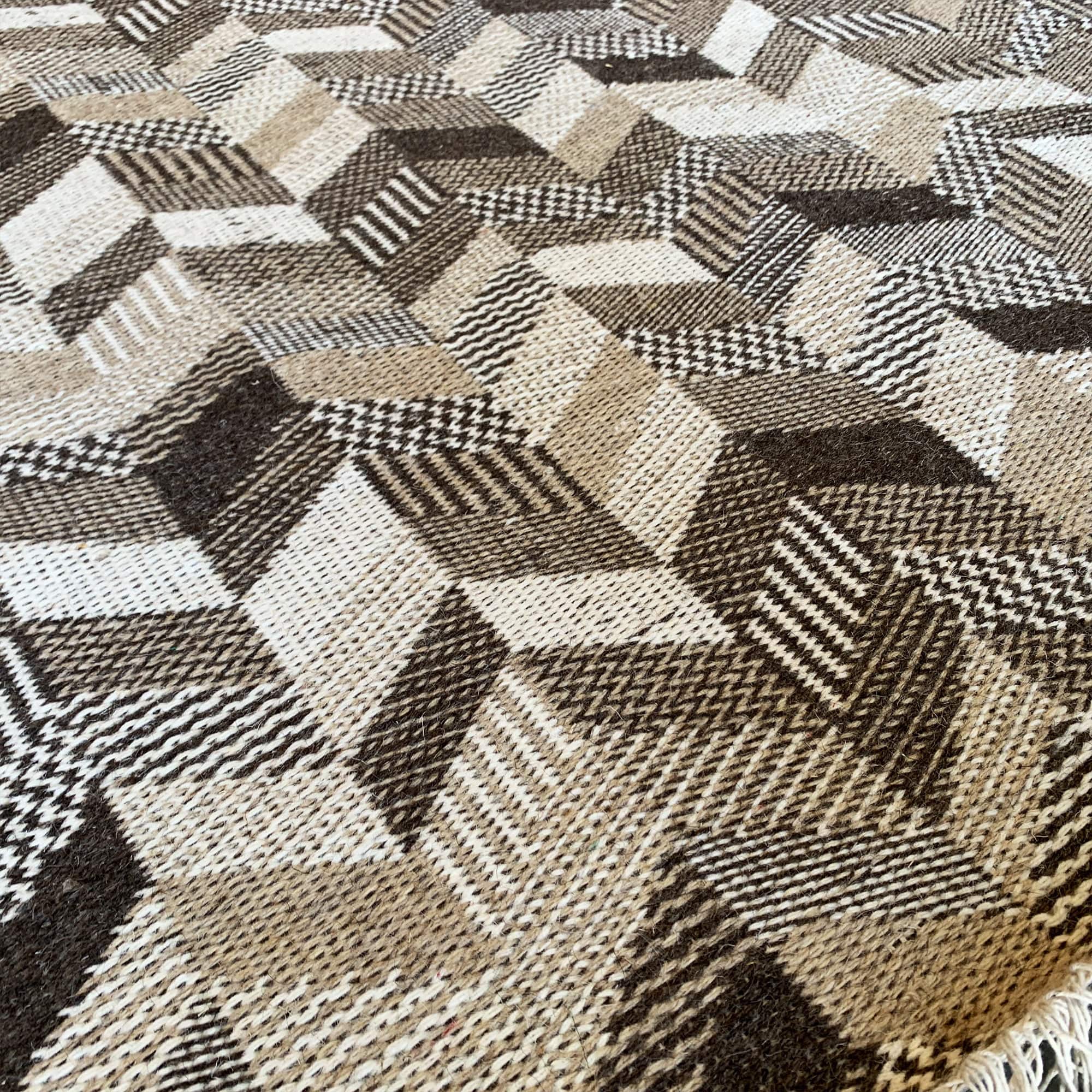 90X300 Cm Bolton Handmade Wool Rug Bolton Blt-03-Long - Rugs - ebarza Furniture UAE | Shop Modern Furniture in Abu Dhabi & Dubai - مفروشات ايبازرا في الامارات | تسوق اثاث عصري وديكورات مميزة في دبي وابوظبي