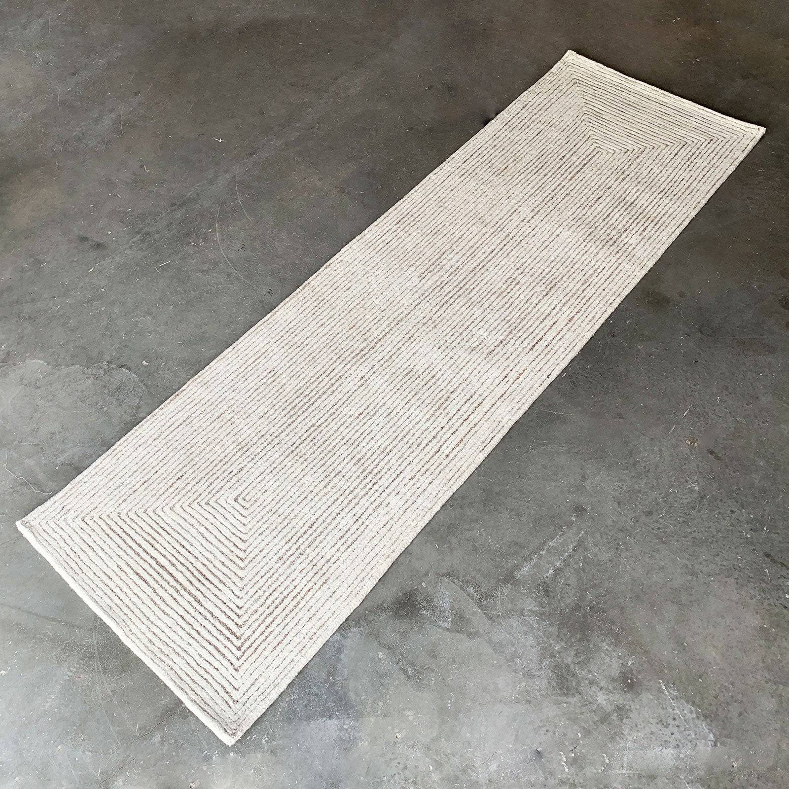 90X300 Cm Handmade Rug Jh-20366-Long - Rugs - ebarza Furniture UAE | Shop Modern Furniture in Abu Dhabi & Dubai - مفروشات ايبازرا في الامارات | تسوق اثاث عصري وديكورات مميزة في دبي وابوظبي