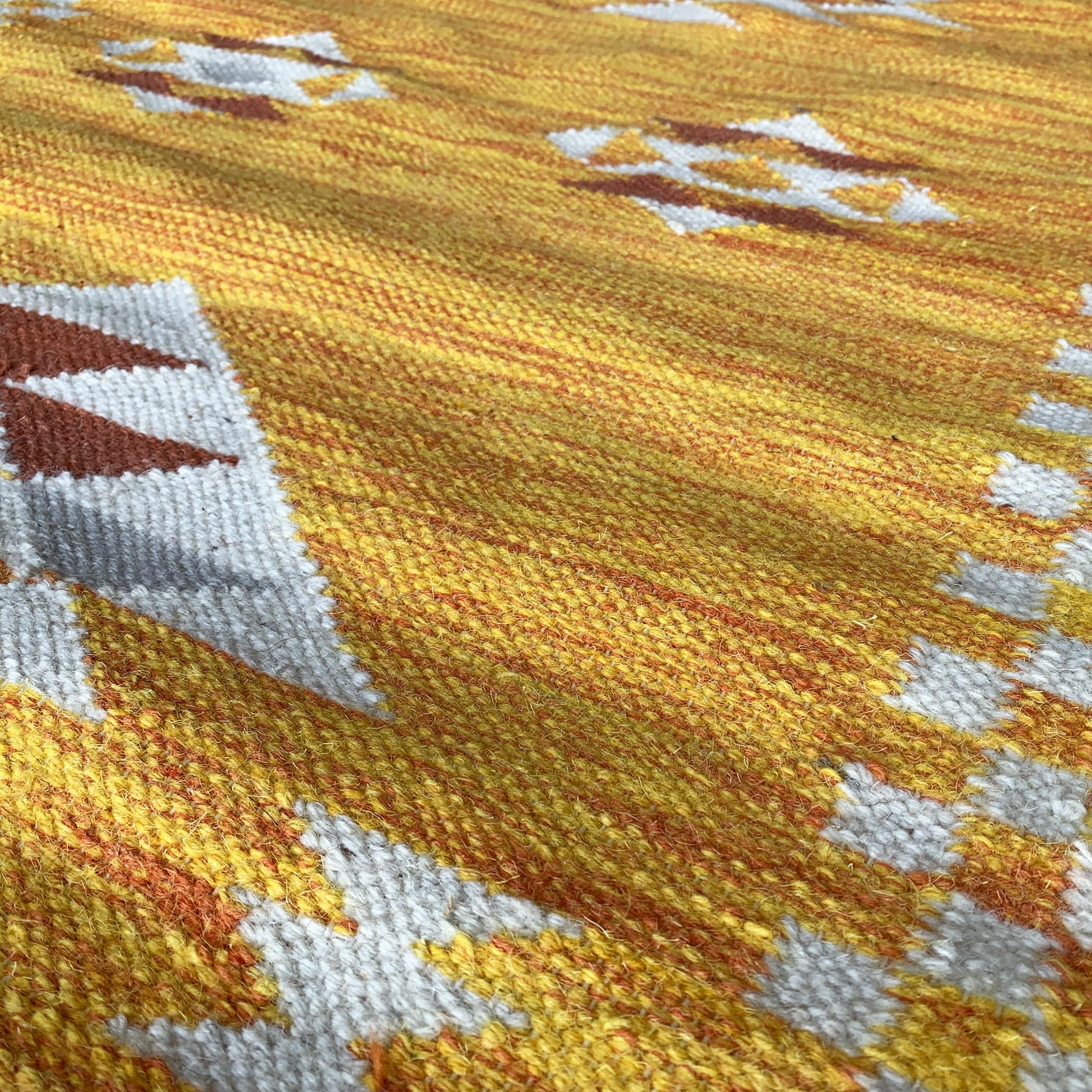 90X300 Cm Handmade Rug Jh-2705-Long - Rugs - ebarza Furniture UAE | Shop Modern Furniture in Abu Dhabi & Dubai - مفروشات ايبازرا في الامارات | تسوق اثاث عصري وديكورات مميزة في دبي وابوظبي