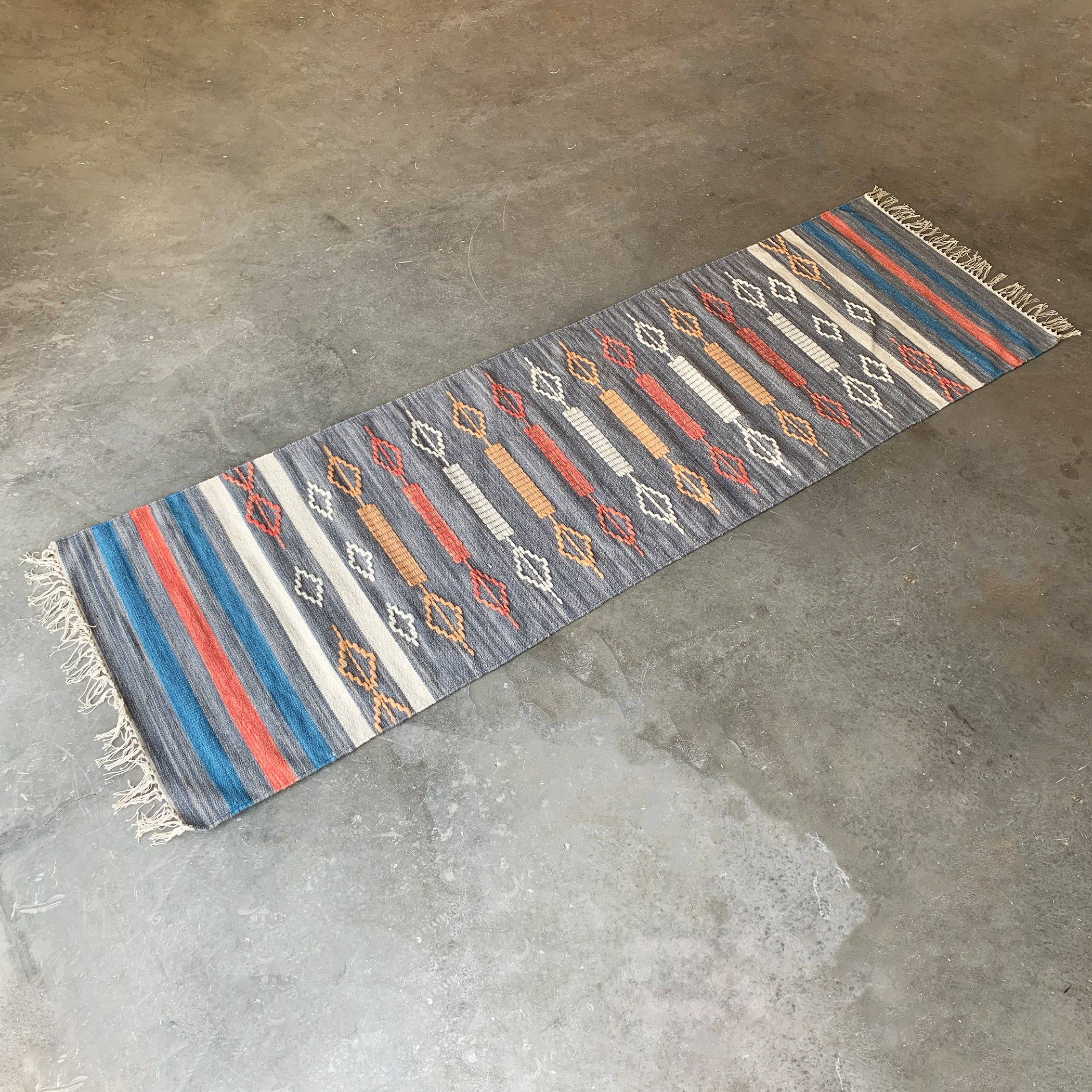 90X300 Cm Handmade Rug Jh-2713-Long - Rugs - ebarza Furniture UAE | Shop Modern Furniture in Abu Dhabi & Dubai - مفروشات ايبازرا في الامارات | تسوق اثاث عصري وديكورات مميزة في دبي وابوظبي