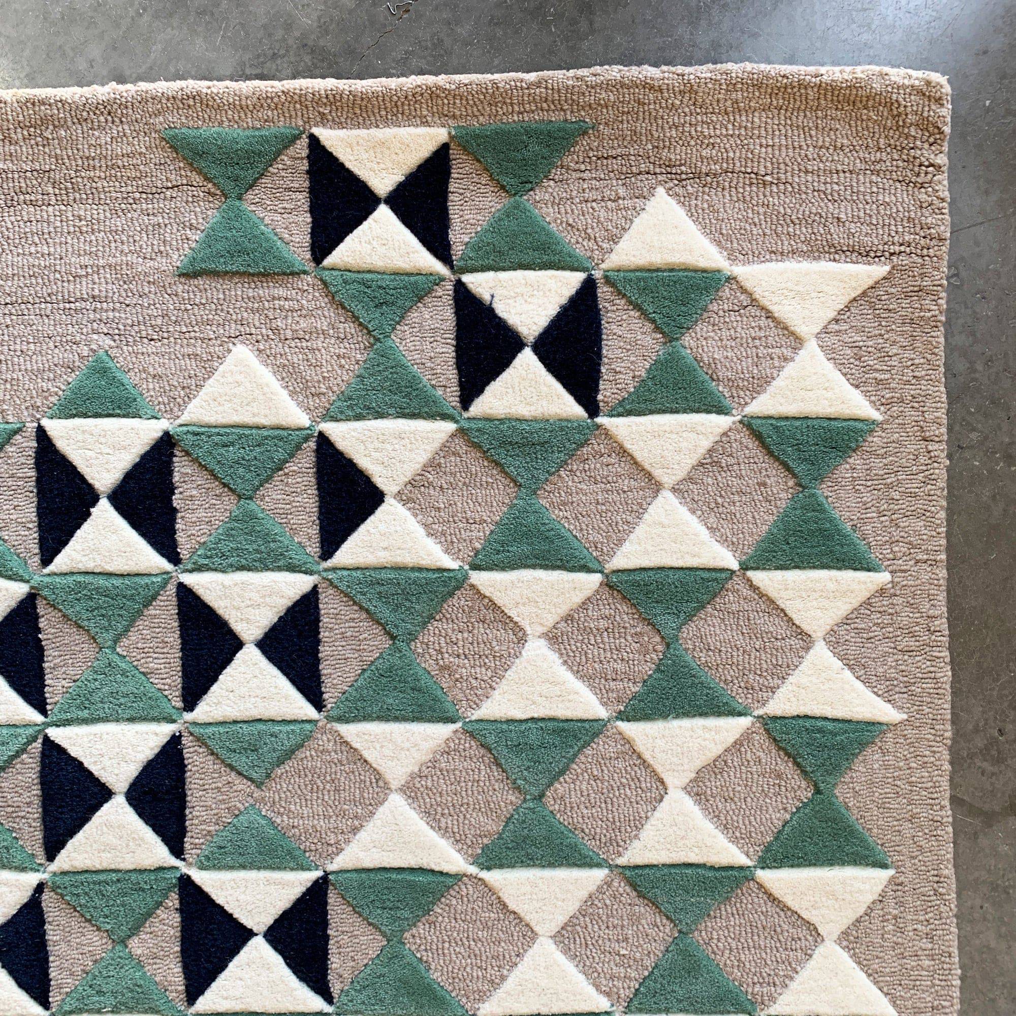 90X300 Cm Handmade Wool Rug Jh-20738-Long - Rugs - ebarza Furniture UAE | Shop Modern Furniture in Abu Dhabi & Dubai - مفروشات ايبازرا في الامارات | تسوق اثاث عصري وديكورات مميزة في دبي وابوظبي