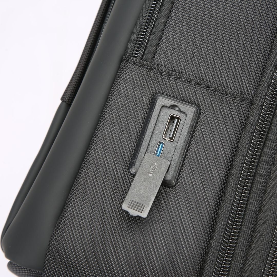 Pre-order 65 Days Delivery Ebarza Travelling backpack AL-61-07311 - Bags - ebarza Furniture UAE | Shop Modern Furniture in Abu Dhabi & Dubai - مفروشات ايبازرا في الامارات | تسوق اثاث عصري وديكورات مميزة في دبي وابوظبي