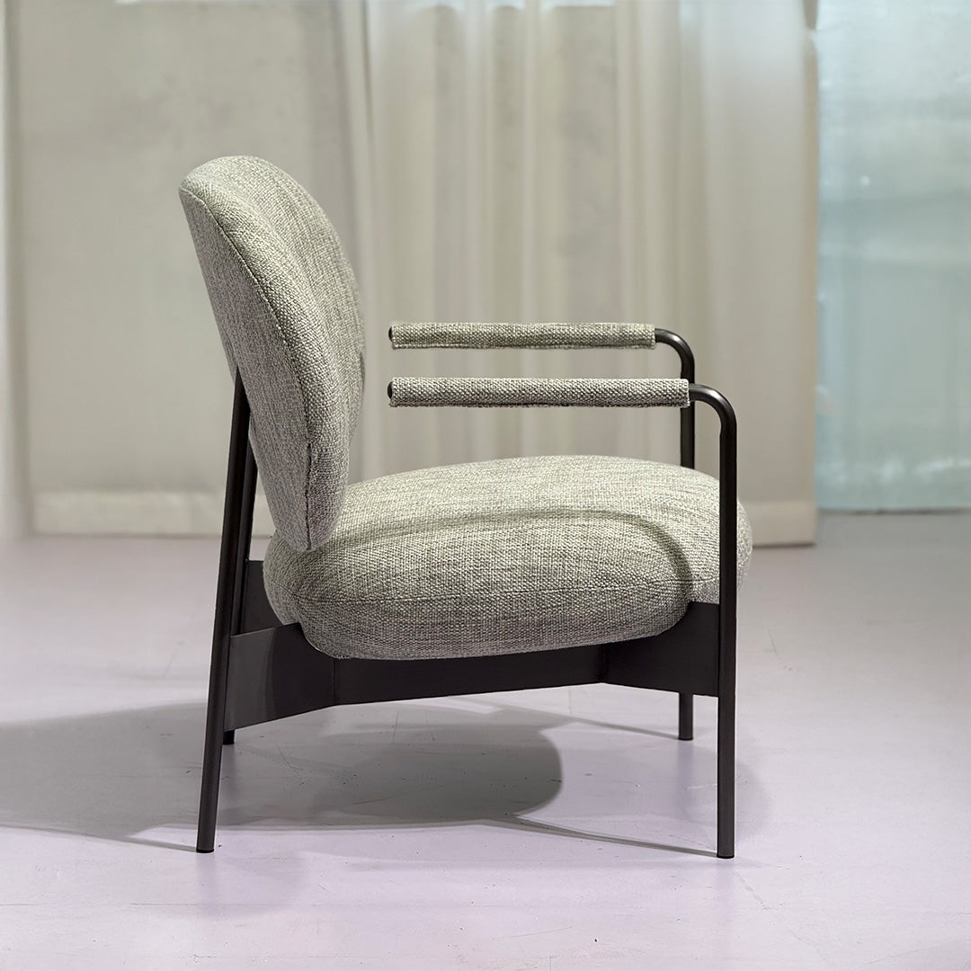 Haven Armchair - PS-A154 - Armchairs - ebarza Furniture UAE | Shop Modern Furniture in Abu Dhabi & Dubai - مفروشات ايبازرا في الامارات | تسوق اثاث عصري وديكورات مميزة في دبي وابوظبي