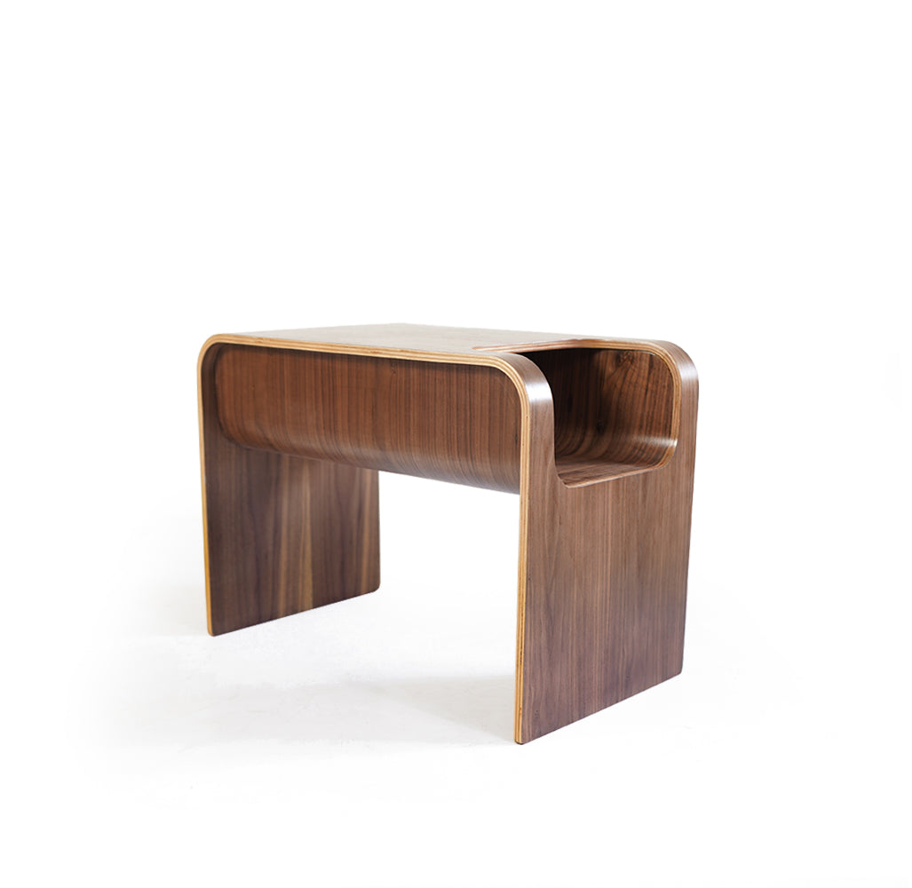 Matt plywood and veneer Side Table BP0639-WAL - Side Tables - ebarza Furniture UAE | Shop Modern Furniture in Abu Dhabi & Dubai - مفروشات ايبازرا في الامارات | تسوق اثاث عصري وديكورات مميزة في دبي وابوظبي