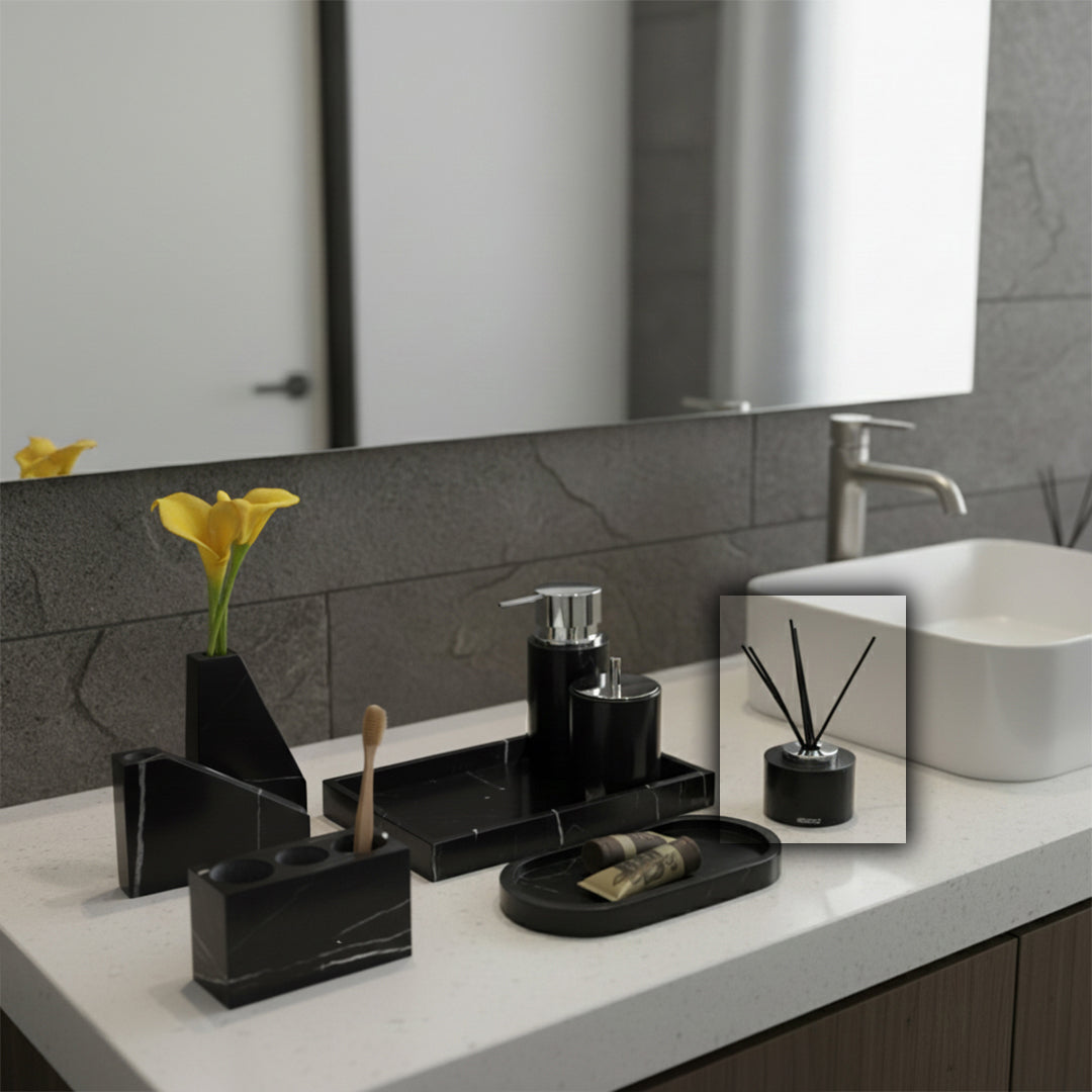 Black And White Marble Circular Fragrance Bottle (Silver Accessory) KXP890B - Stick Diffusers - ebarza Furniture UAE | Shop Modern Furniture in Abu Dhabi & Dubai - مفروشات ايبازرا في الامارات | تسوق اثاث عصري وديكورات مميزة في دبي وابوظبي