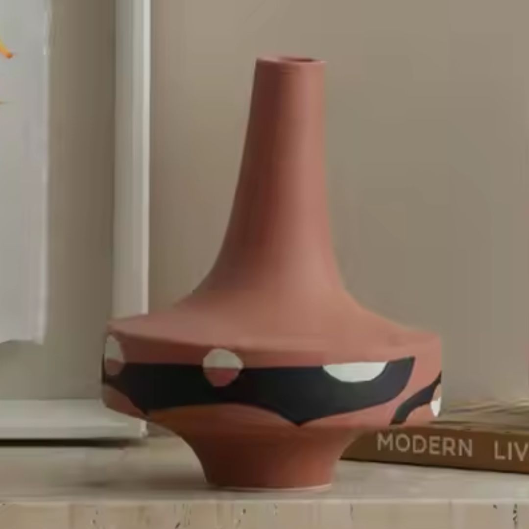 Black And White Painted Red Hand-Painted Ceramics Vase-B FD-D25054B - Vases - ebarza Furniture UAE | Shop Modern Furniture in Abu Dhabi & Dubai - مفروشات ايبازرا في الامارات | تسوق اثاث عصري وديكورات مميزة في دبي وابوظبي