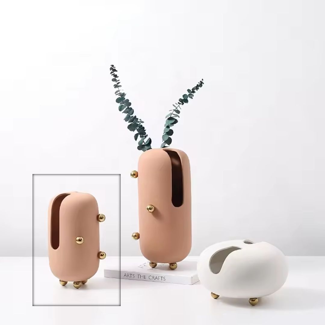 Blush Ceramic Vase With Gold Stainless Steel Detail - Small FD-D22064B - Vases - ebarza Furniture UAE | Shop Modern Furniture in Abu Dhabi & Dubai - مفروشات ايبازرا في الامارات | تسوق اثاث عصري وديكورات مميزة في دبي وابوظبي