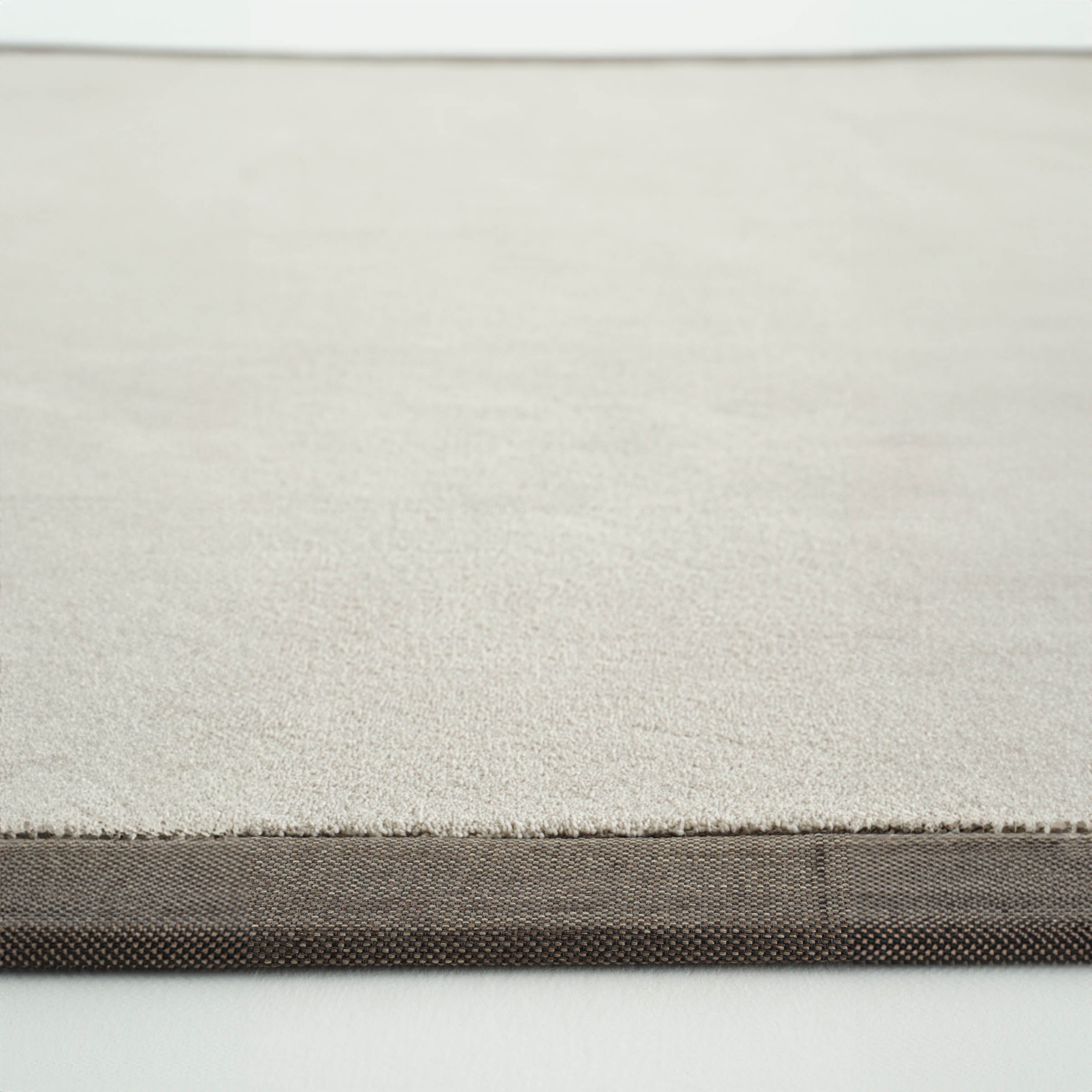 230X160 CM BOUNTY 74 MONTEREY Rug 80208 - Rugs - ebarza Furniture UAE | Shop Modern Furniture in Abu Dhabi & Dubai - مفروشات ايبازرا في الامارات | تسوق اثاث عصري وديكورات مميزة في دبي وابوظبي