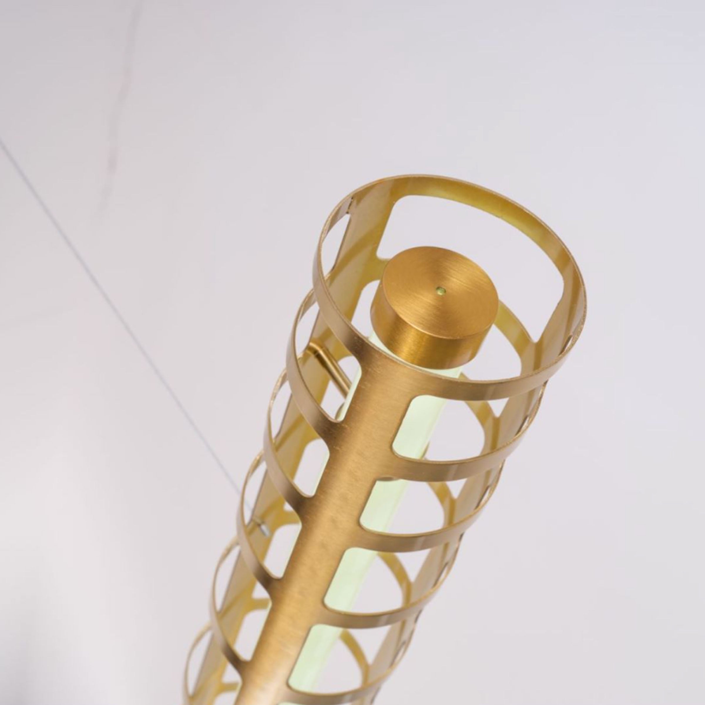 Luminous Thread Pendant Lamp CY-DD-1050-Gold - Pendant Lamps - ebarza Furniture UAE | Shop Modern Furniture in Abu Dhabi & Dubai - مفروشات ايبازرا في الامارات | تسوق اثاث عصري وديكورات مميزة في دبي وابوظبي