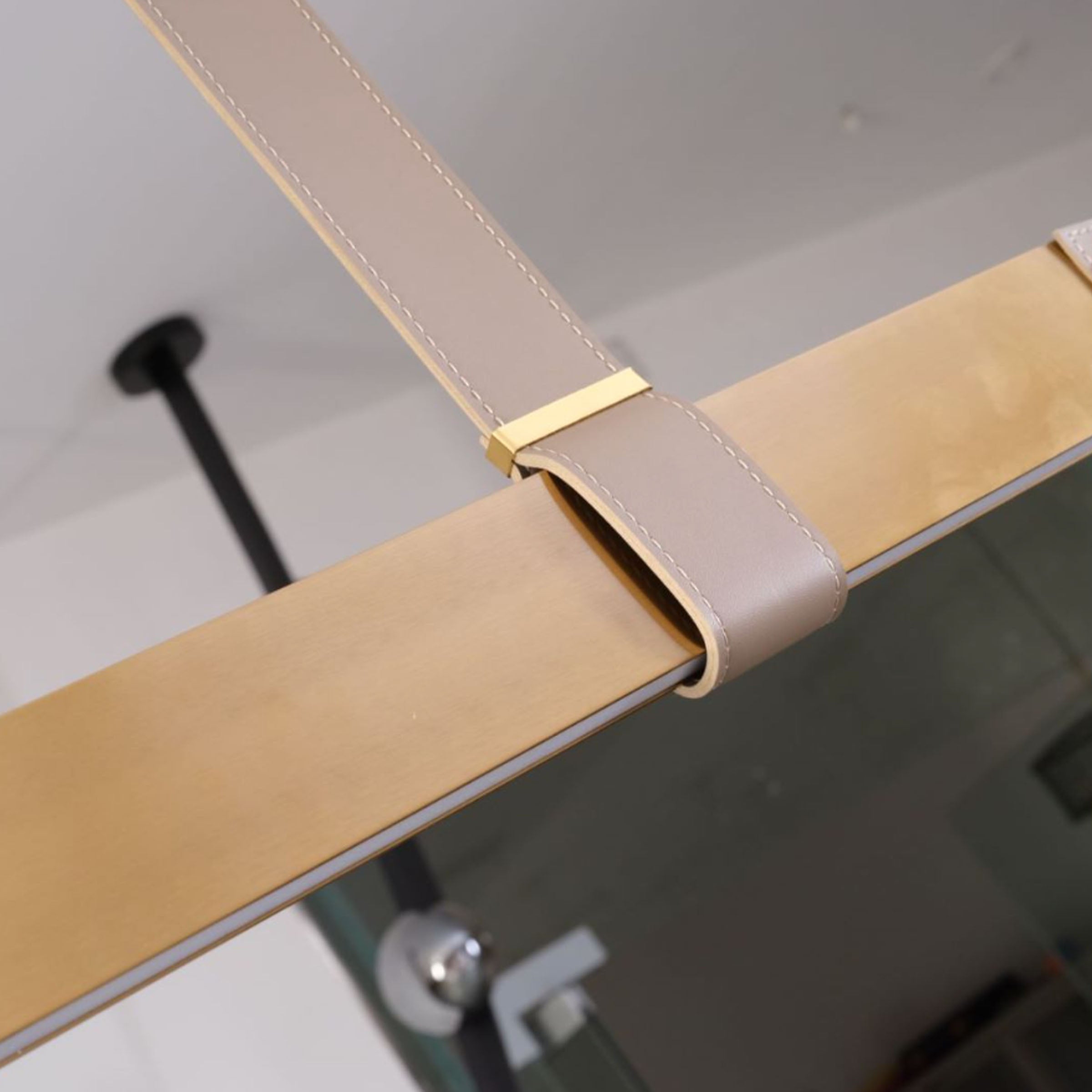 Comet Tail Leather Gold Pendant lamp 1.5m CY-DD-1053-G - Pendant Lamps - ebarza Furniture UAE | Shop Modern Furniture in Abu Dhabi & Dubai - مفروشات ايبازرا في الامارات | تسوق اثاث عصري وديكورات مميزة في دبي وابوظبي