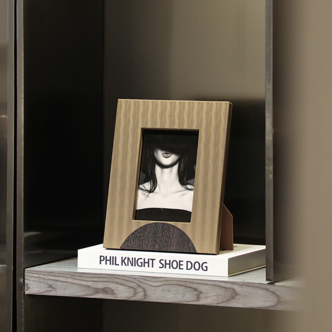 Corrugated Photo Frame -Green - FB-PG24009B - Photo Frames - ebarza Furniture UAE | Shop Modern Furniture in Abu Dhabi & Dubai - مفروشات ايبازرا في الامارات | تسوق اثاث عصري وديكورات مميزة في دبي وابوظبي