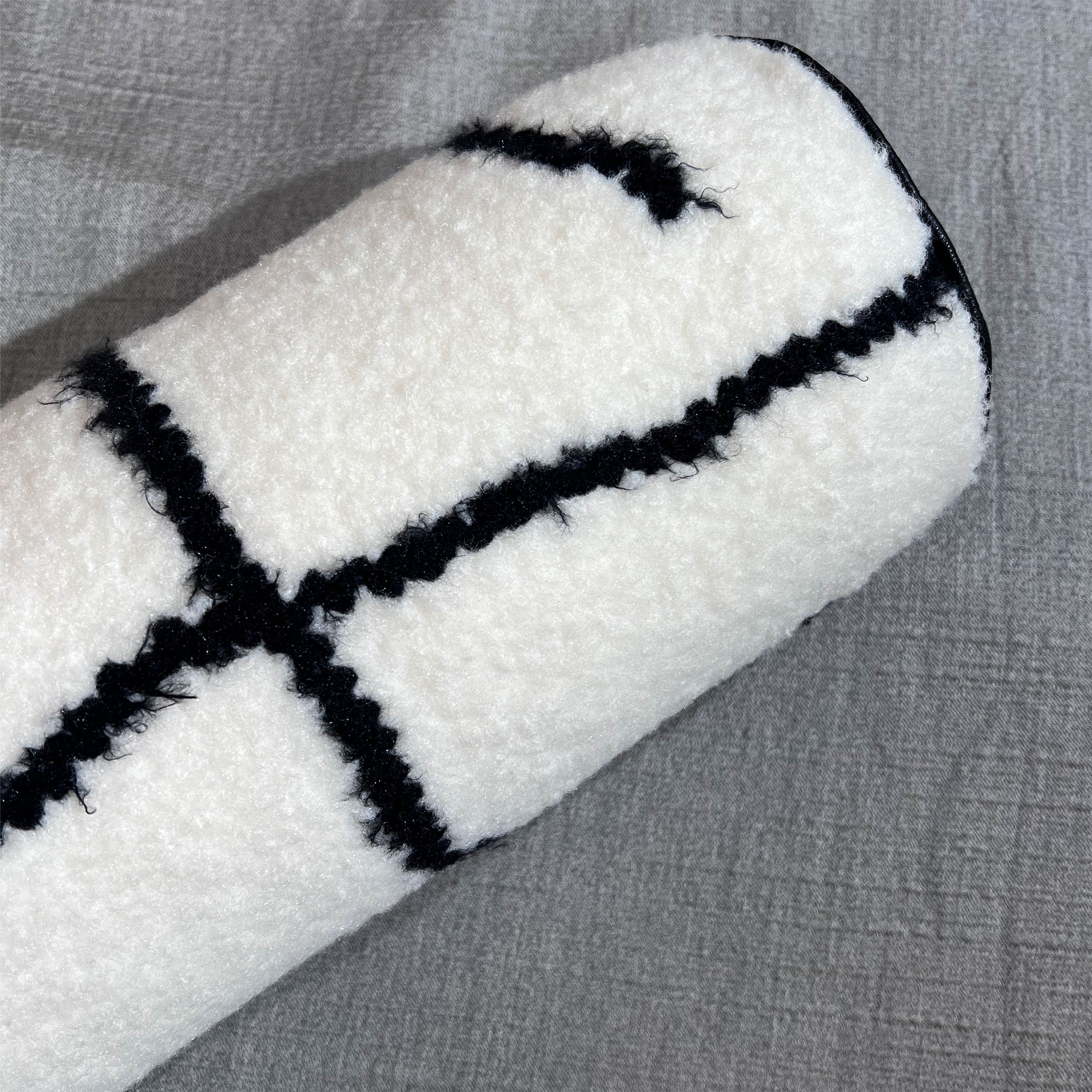 D16*62 SKJH Vinicius Candy Cushion (with filling) - ECC061 - Cushions - ebarza Furniture UAE | Shop Modern Furniture in Abu Dhabi & Dubai - مفروشات ايبازرا في الامارات | تسوق اثاث عصري وديكورات مميزة في دبي وابوظبي