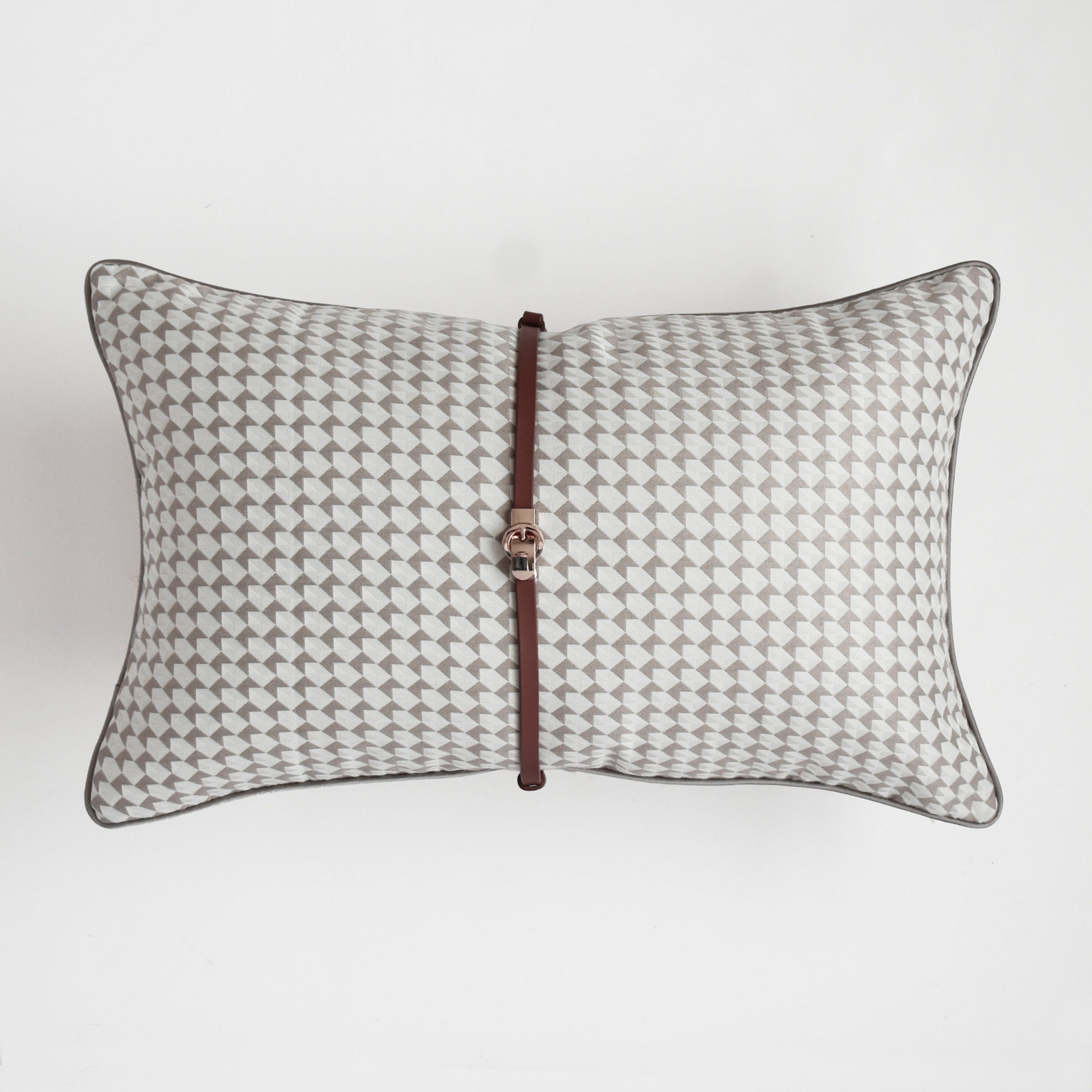 30*60 Peleg Jacquard Cushion - ECC095 - Cushions - ebarza Furniture UAE | Shop Modern Furniture in Abu Dhabi & Dubai - مفروشات ايبازرا في الامارات | تسوق اثاث عصري وديكورات مميزة في دبي وابوظبي