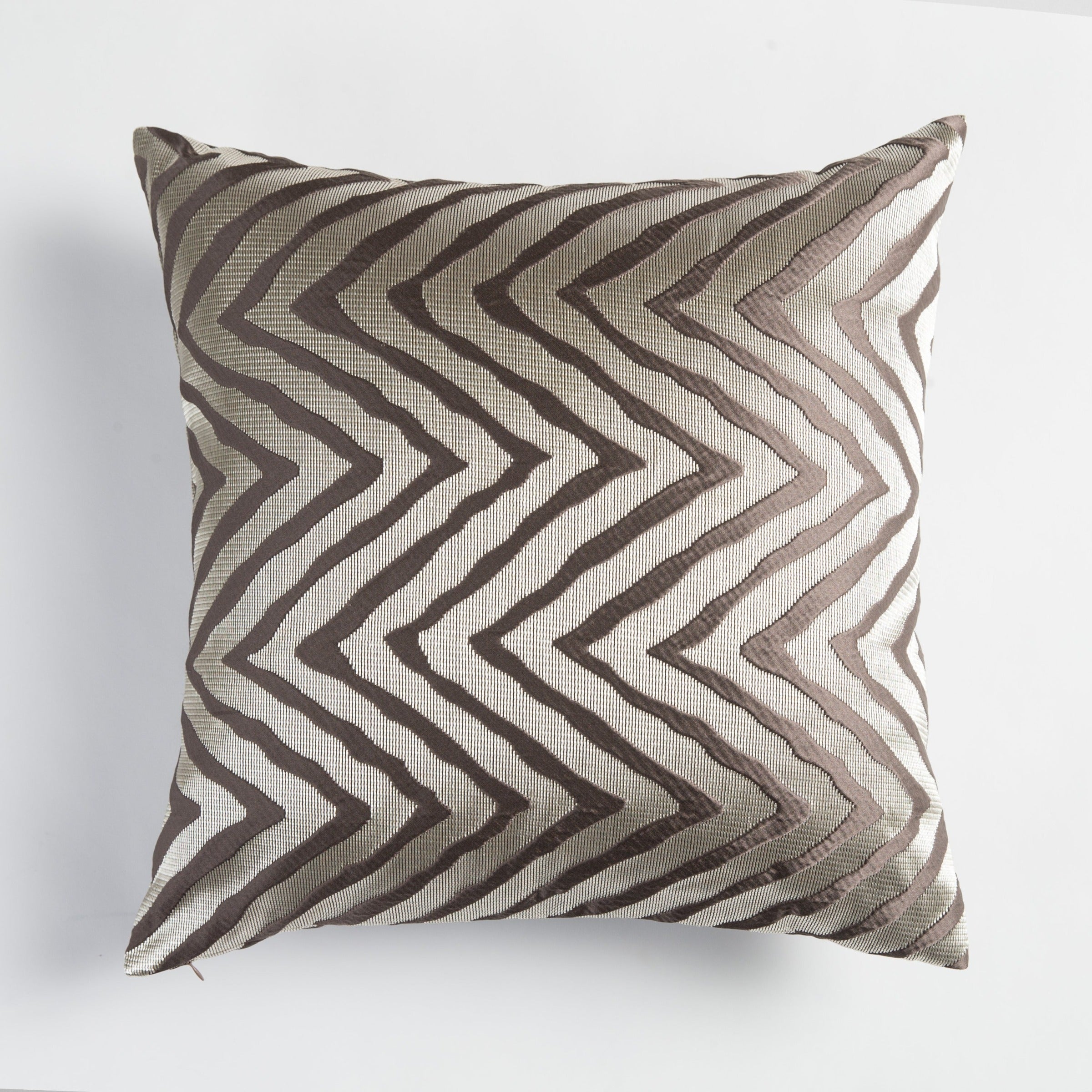 45*45 Waves Jacquard Cushion - ECC104 - Cushions - ebarza Furniture UAE | Shop Modern Furniture in Abu Dhabi & Dubai - مفروشات ايبازرا في الامارات | تسوق اثاث عصري وديكورات مميزة في دبي وابوظبي