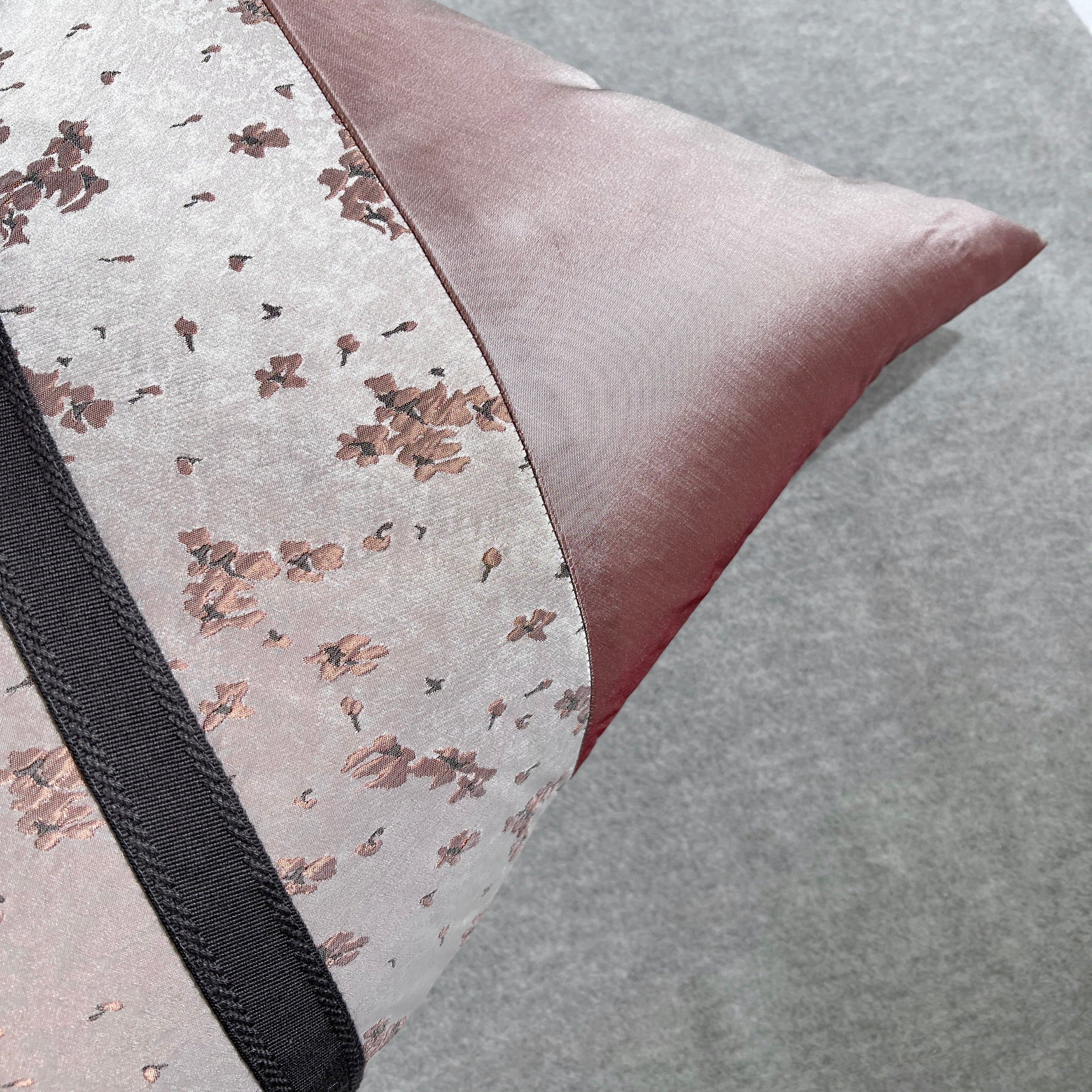 30*60 Quentin Patchwork Cushion - ECC110 - Cushions - ebarza Furniture UAE | Shop Modern Furniture in Abu Dhabi & Dubai - مفروشات ايبازرا في الامارات | تسوق اثاث عصري وديكورات مميزة في دبي وابوظبي